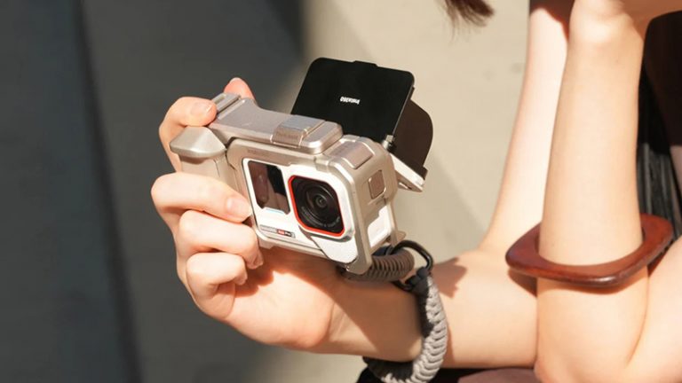 Insta360-Ace-Pro-2-Single-Battery-Xplorer-Bundle-White-Silver--7.jpg?v=1781234769