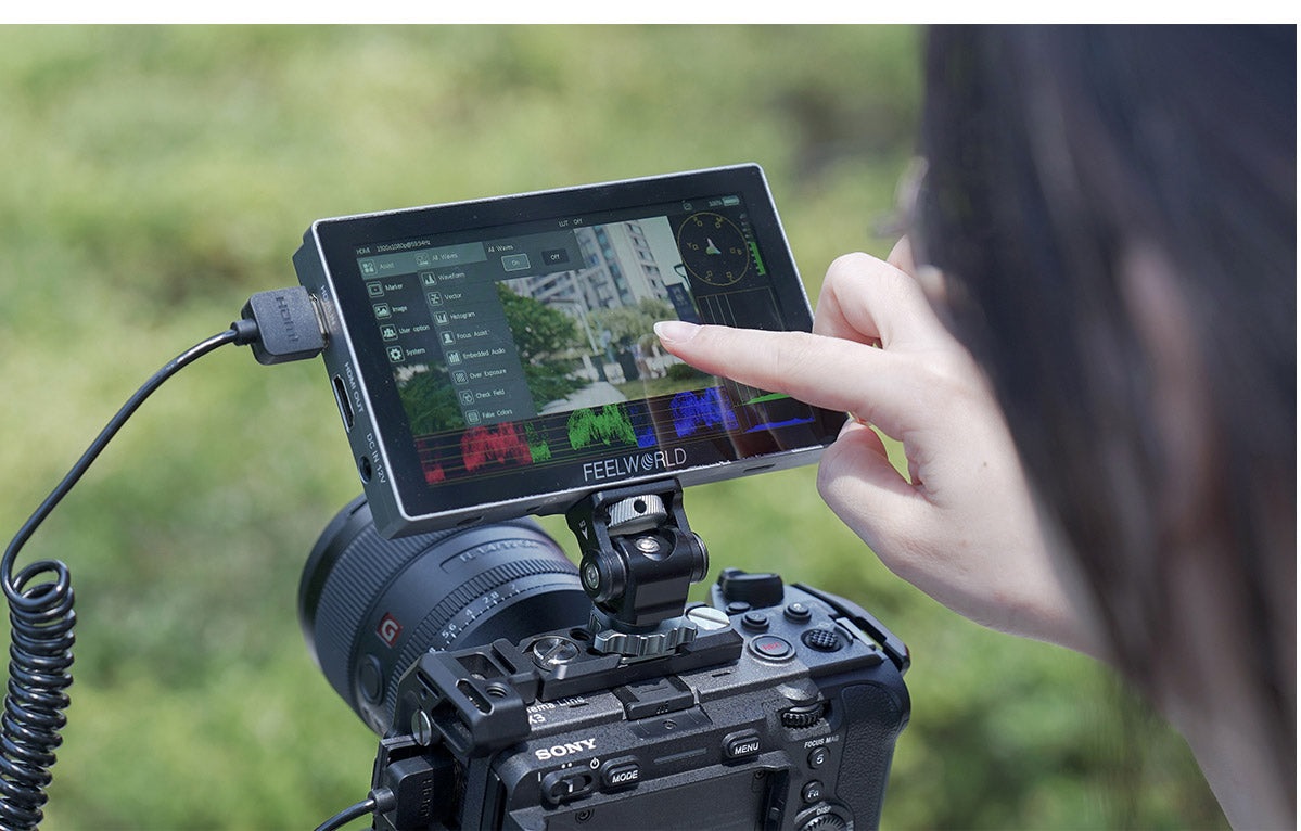Man-hinh-Feelworld-P6X-5-5-inch-cam-ung-HDMI-4K-do-sang-1000-nit-12.jpg?v=1776748525