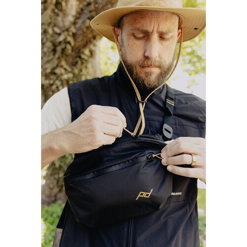 Tui-deo-Peak-Design-Outdoor-Sling-4L-16.jpg?v=1781599933