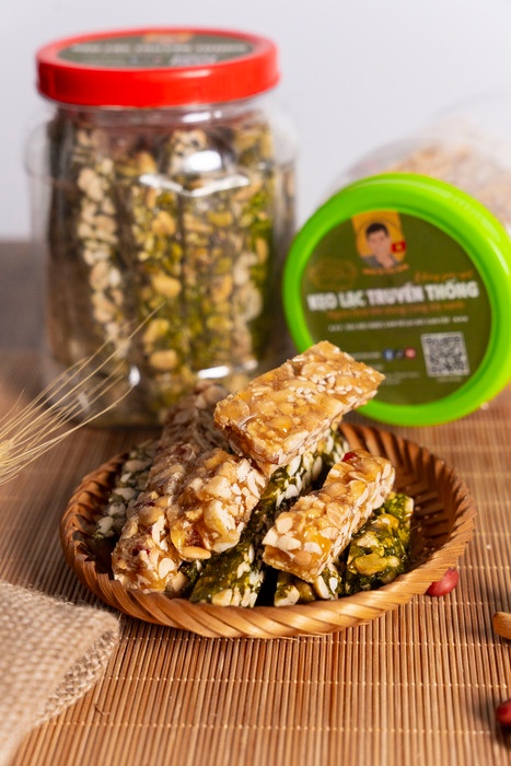 1 hộp kẹo lạc trà xanh - 500gr