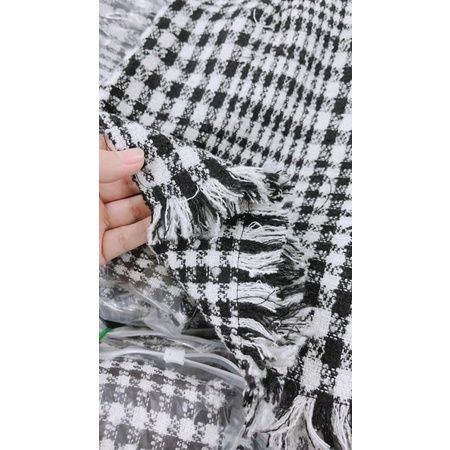 CHÂN VÁY DẠ KẺ PHỐI VIỀN