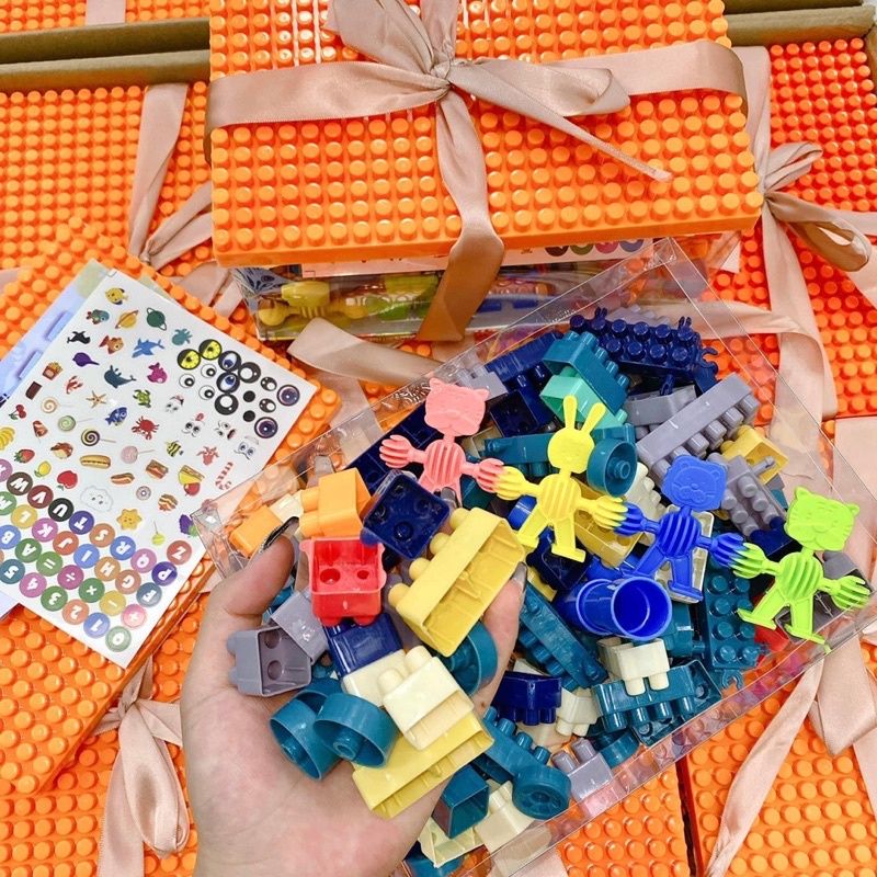 BỘ LEGO 240 CHI TIẾT CHO BÉ