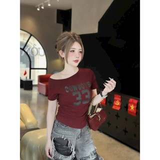 ÁO THUN LỆCH VAI SỐ 33 - Đỏ