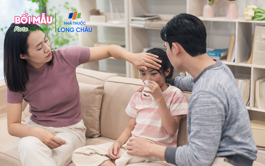 Ho nhiều khi giao mùa: Cách bảo vệ phổi cho cả gia đình