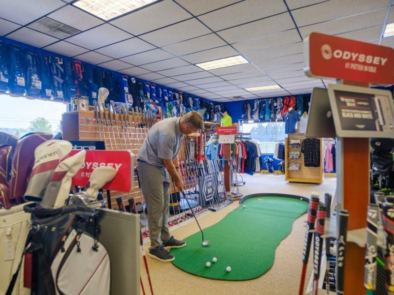 TOP 5 ĐỊA CHỈ MUA ĐỒ GOLF UY TÍN, CHÍNH HÃNG, GIÁ CẢ TIẾT KIỆM