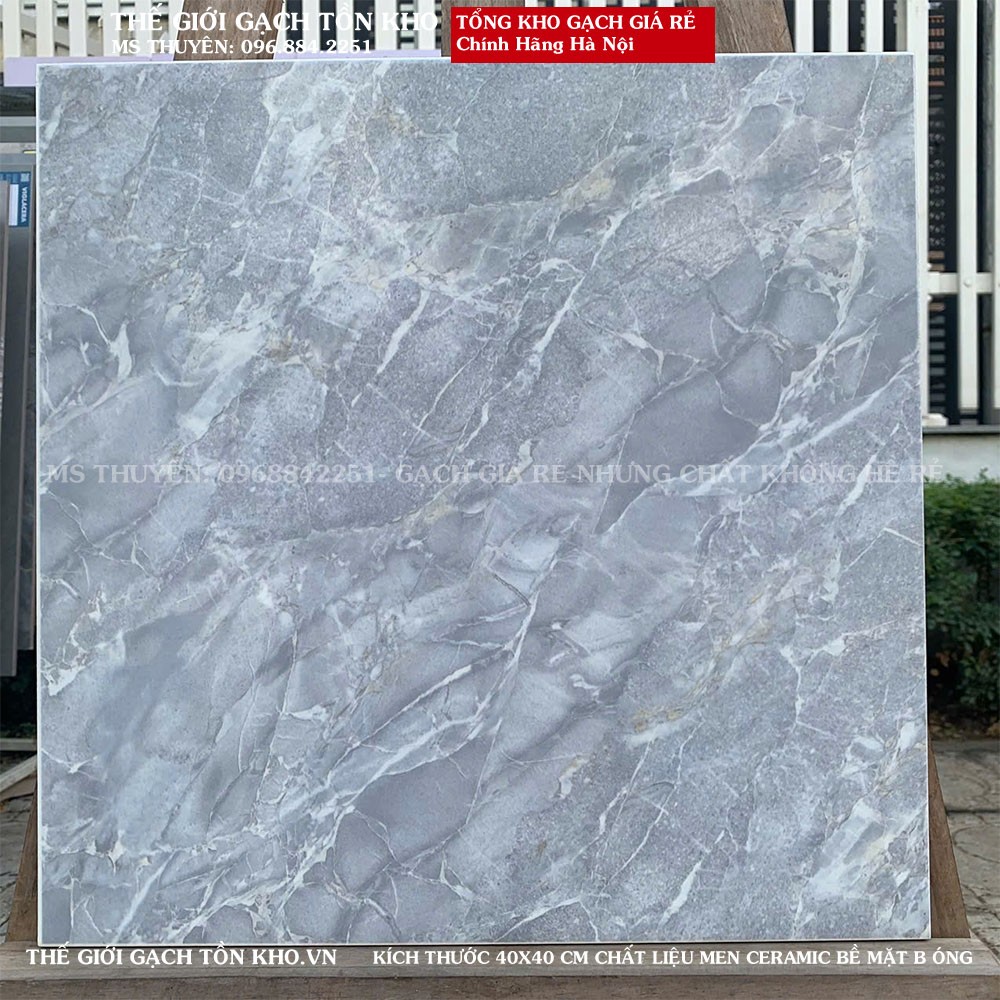 SỐ LƯỢNG VIÊN GẠCH 40X40 TRONG MỘT THÙNG ĐƯỢC MỞ VÀ TRƯNG BÀY RÕ RÀNG