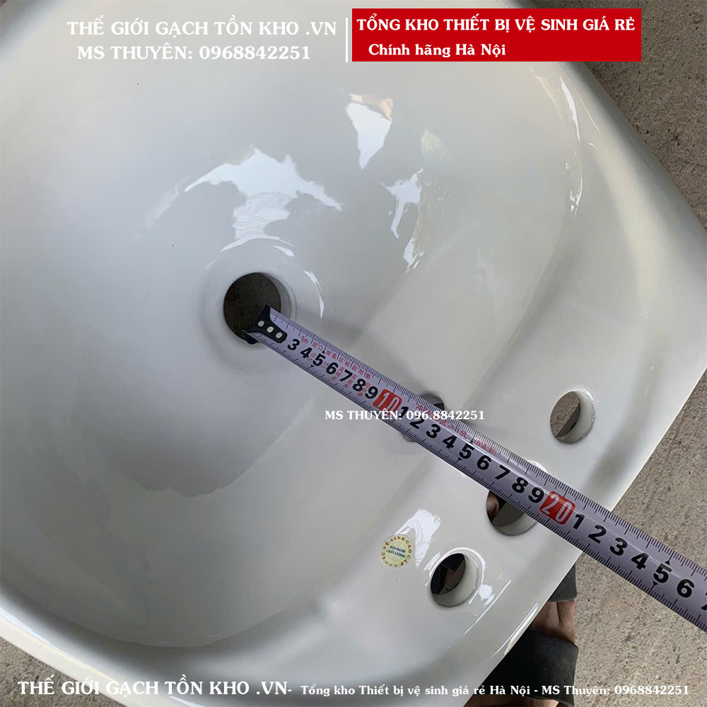 Chau-Lavabo-treo-tuong-Thai-Binh-3-lo-chau-nho-3.jpg?v=1773801541