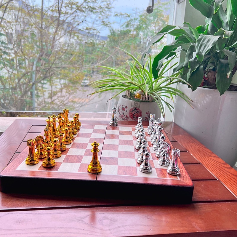 Bộ Cờ Vua Cao Cấp Bàn Cờ Gỗ 39cm Quân Cờ Mạ Vàng Bạc Siêu Đẹp Tặng Kèm 02 Hậu