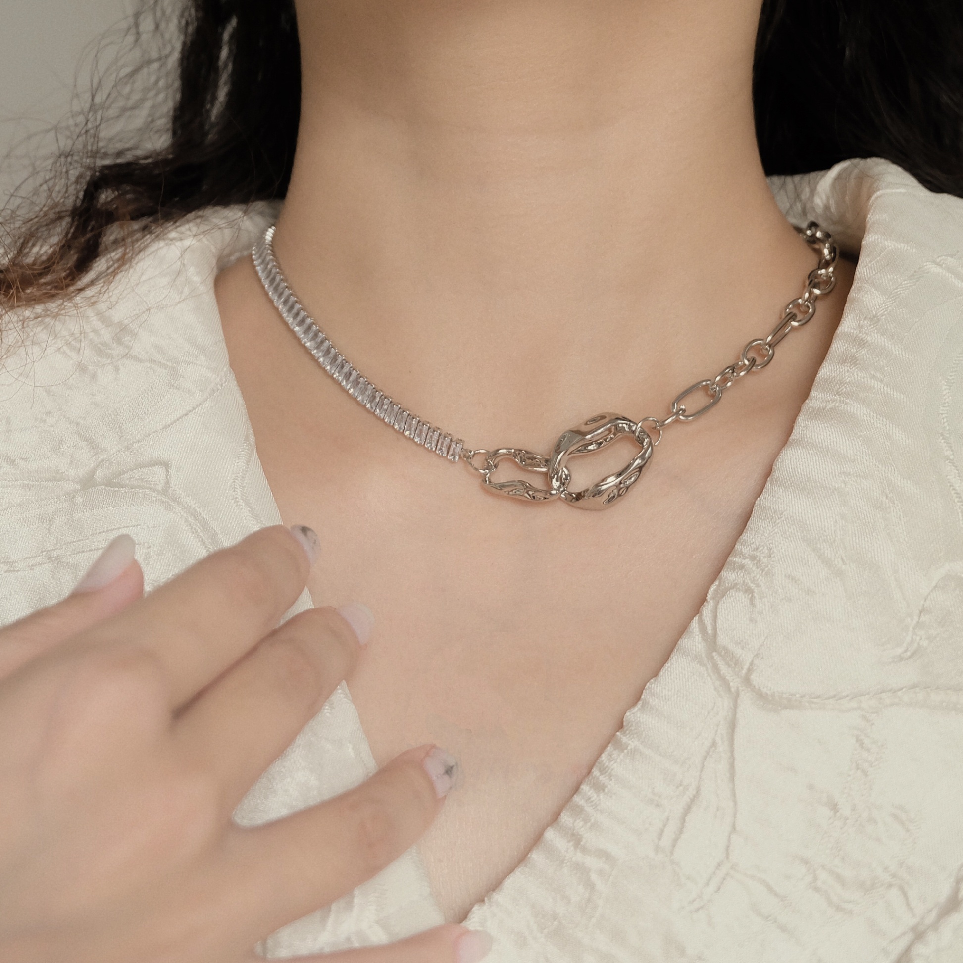 X - Dây chuyền choker đính đá ZIRCON CZ 5A phối xích màu bạc 7127