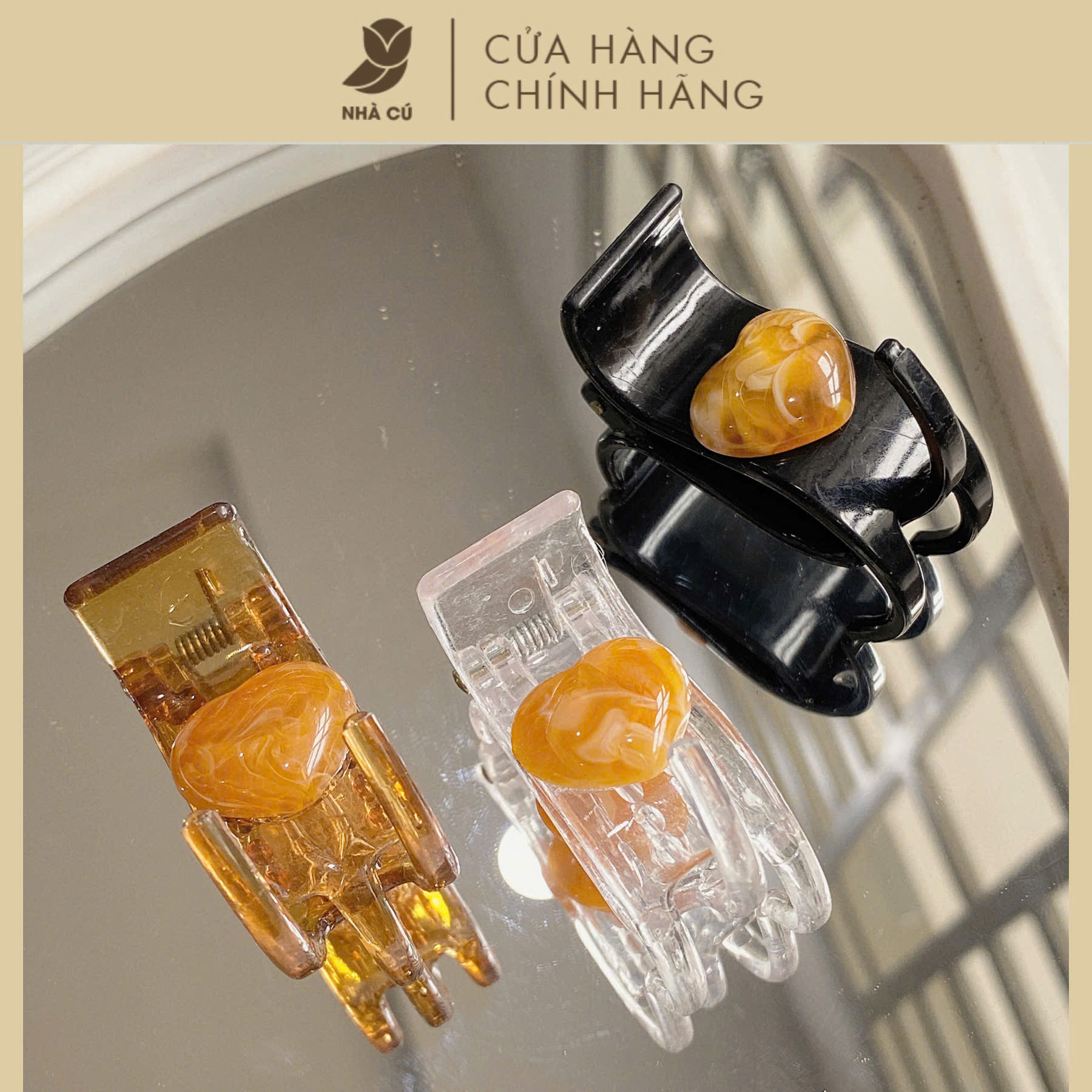 KẸP TÓC 3 RĂNG ĐÍNH CHARM TIM 6104