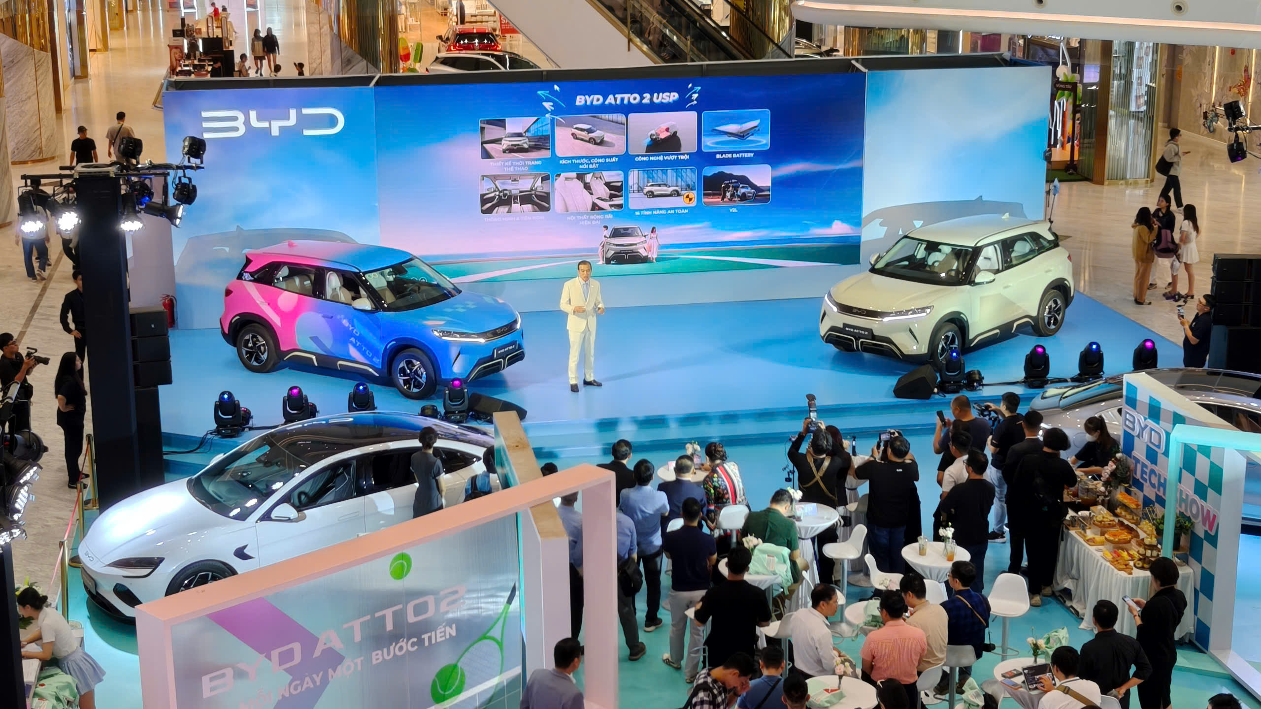 BYD-Atto-2-ra-mat-gia-669-trieu-dong-tam-di-chuyen-380-km_z6770253760878_ccd082247759c68337a2757906489a3f.jpg