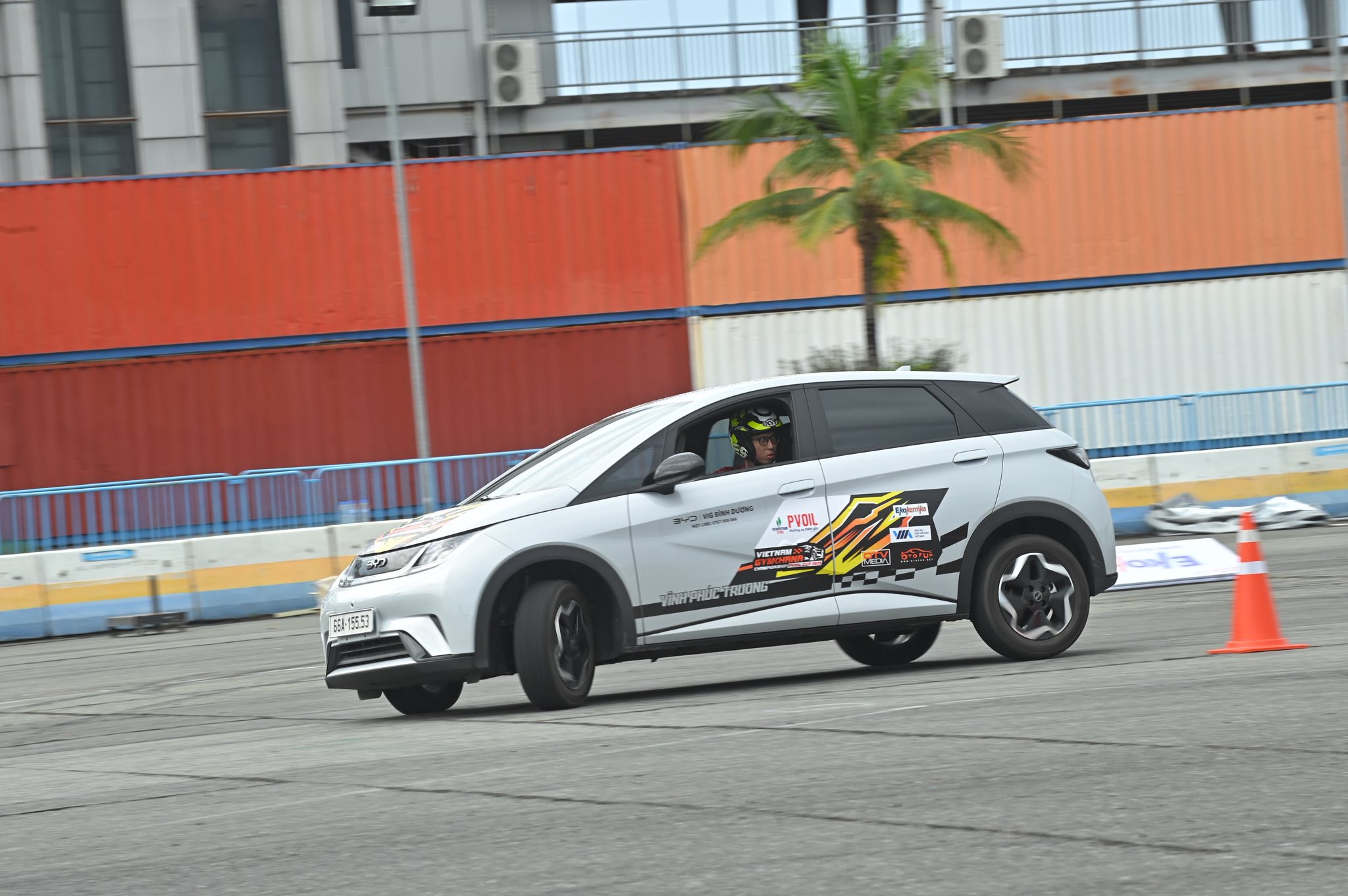 BYD-CHINH-THUC-THAM-GIA-LE-HOI-XE-FUN-WHEEL-2025-TAI-HA-LONG_505829635_9367313806703955_7589086977015054615_n.jpg