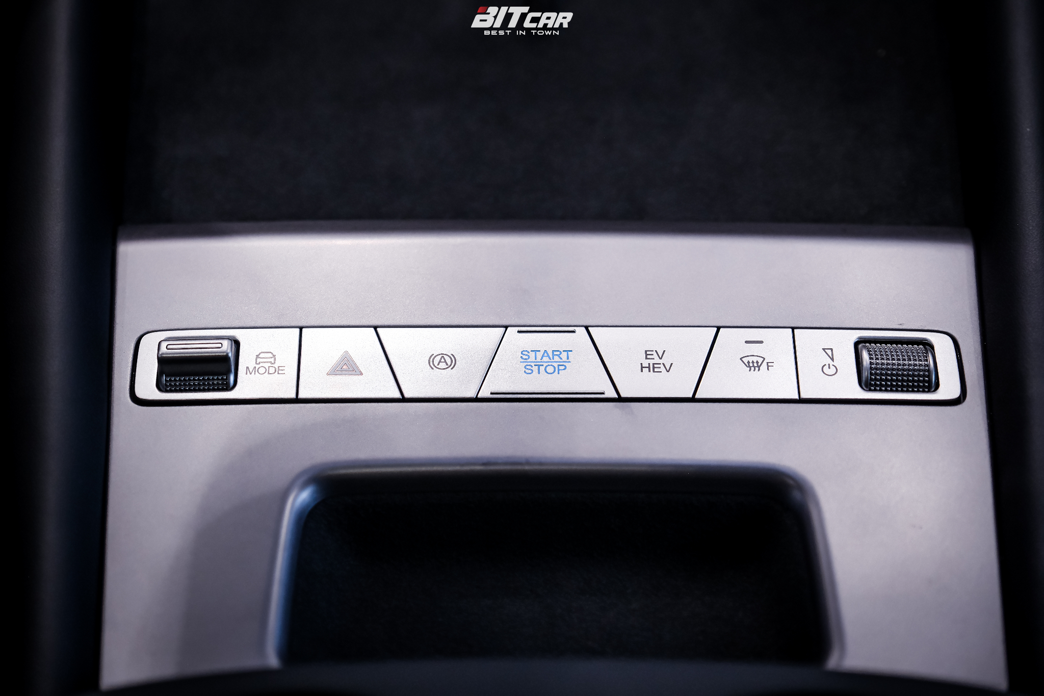 BYD-M9-Hybrid-MPV-cao-cap-danh-cho-gia-dinh-sap-den-Viet-Nam_blob-5.jpg