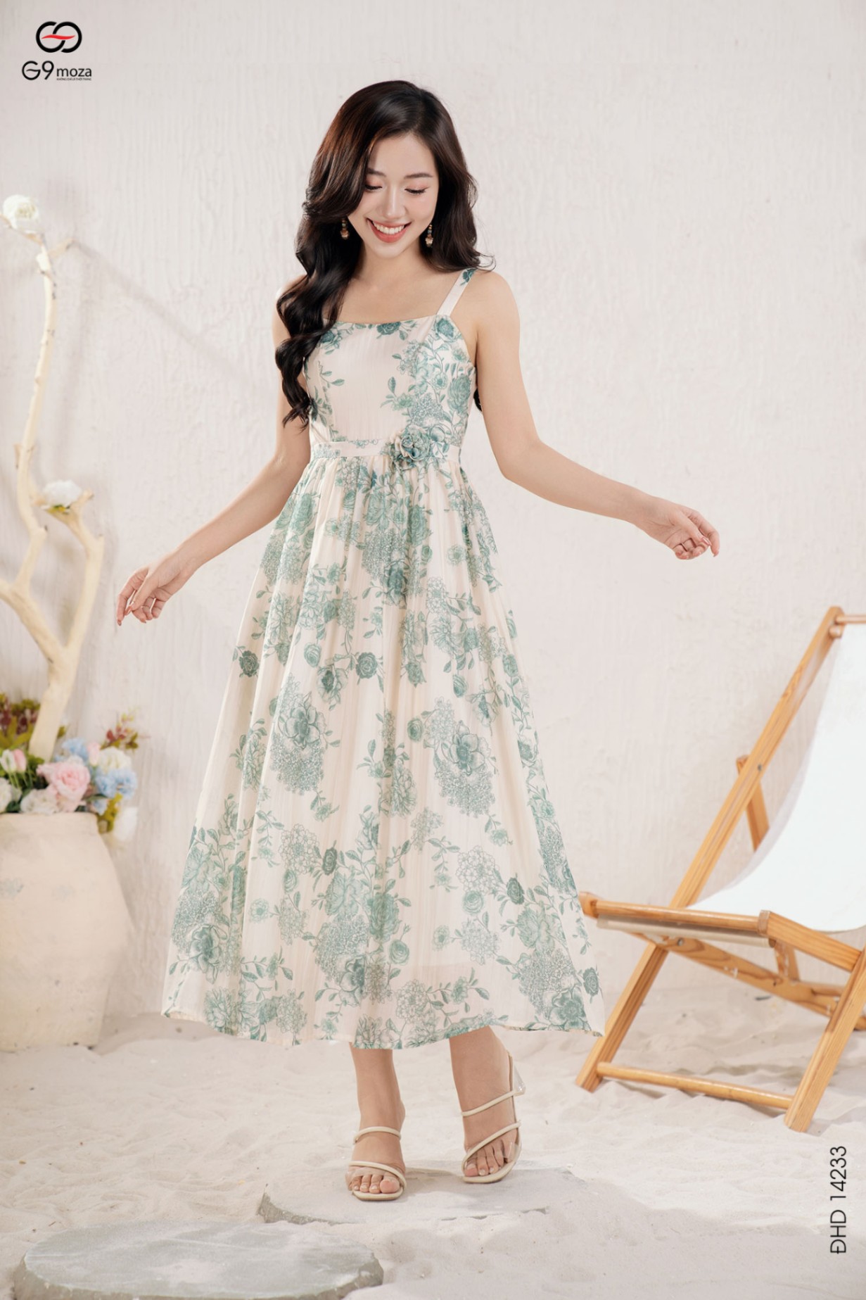 Váy hai dây dáng xòe đính hoa 3D 25S51ĐHD14233-1