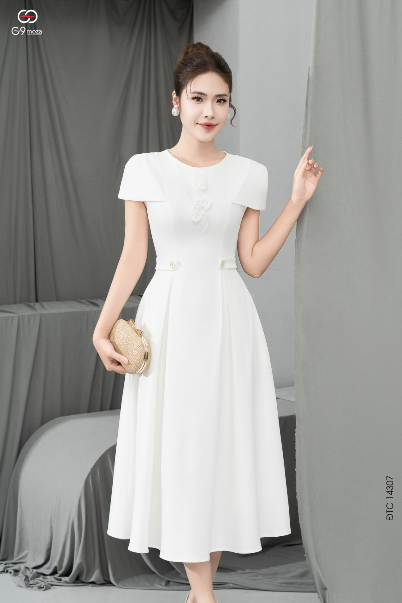 Đầm tay kếp đính hoa 3D 25S16ĐTCX14307-2