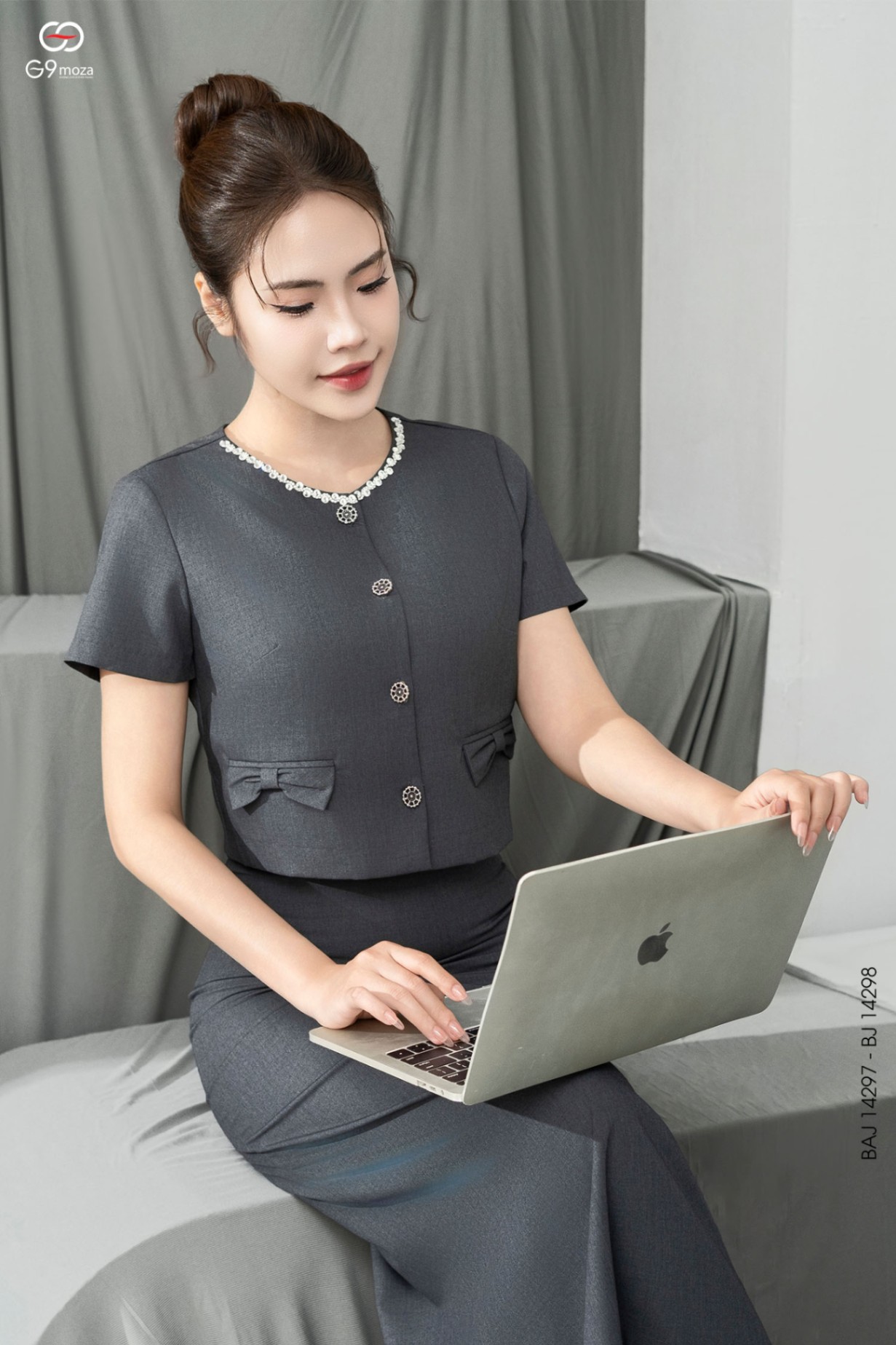 Chân váy midi dáng ôm xẻ tà sau 25S16BJ14298-1