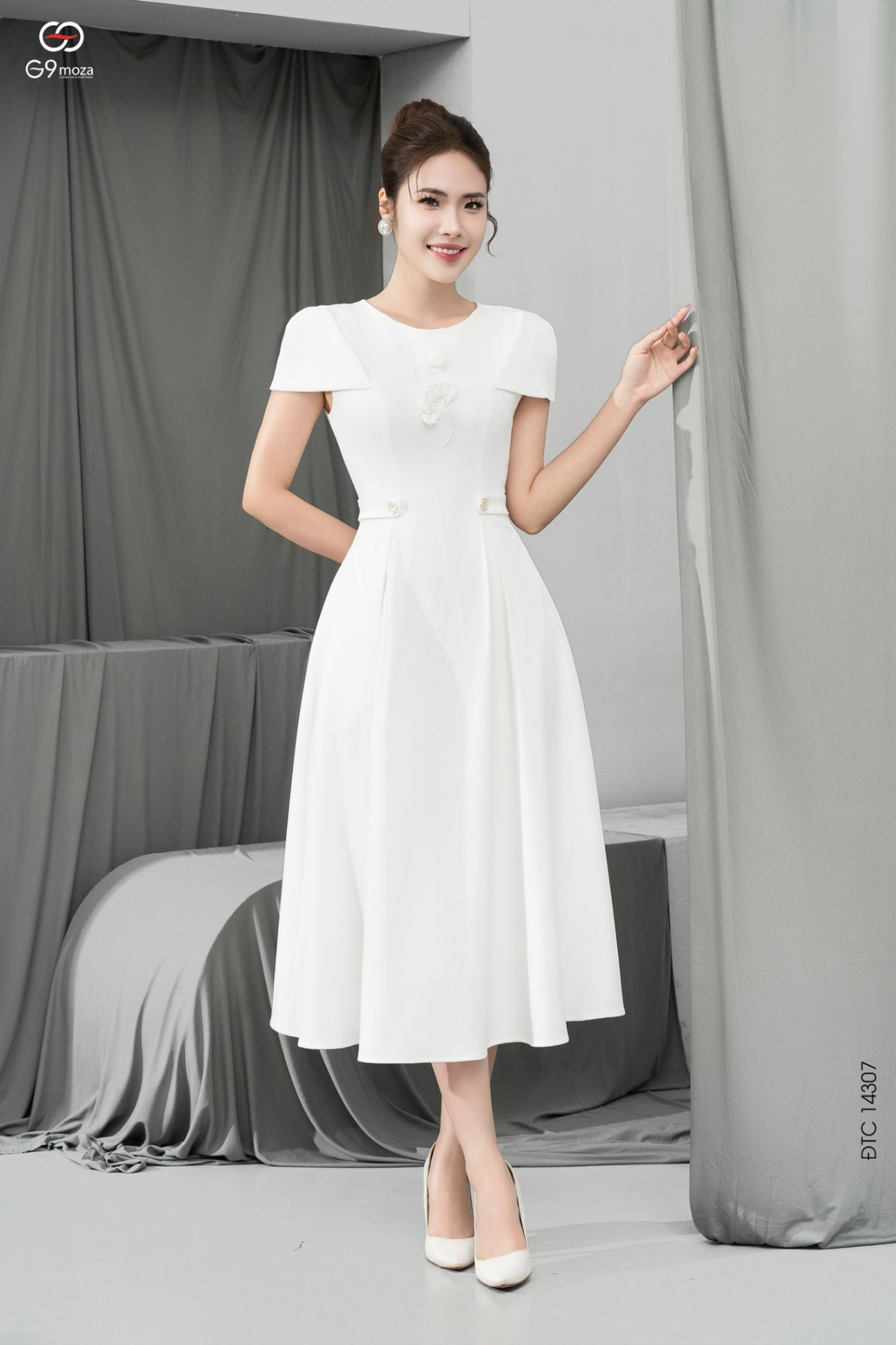 Đầm tay kếp đính hoa 3D 25S16ĐTCX14307-2