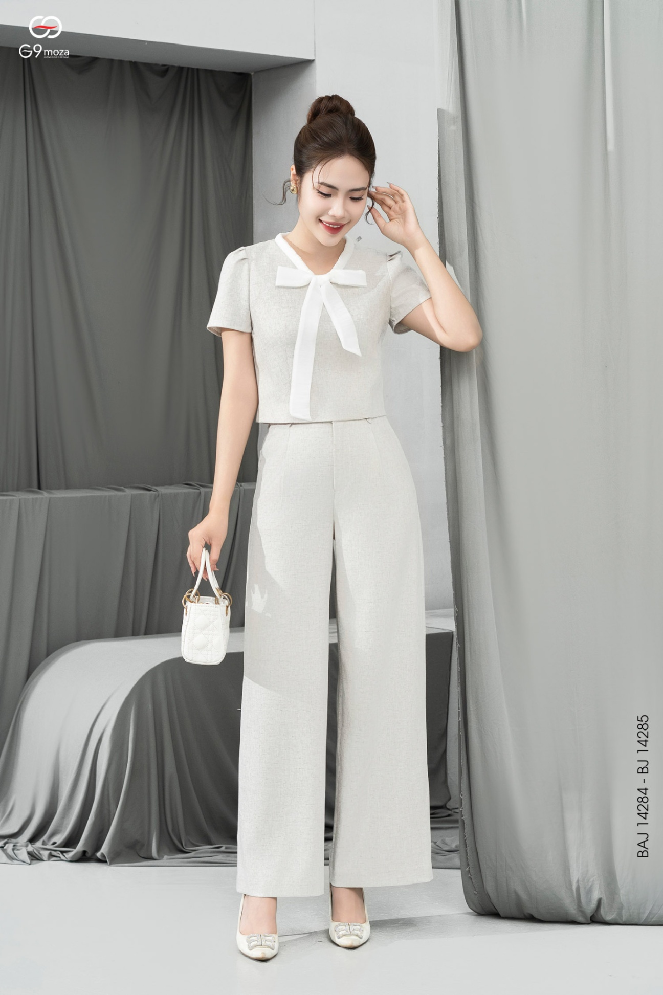 Áo kí giả dáng ngắn 25S56BAQ14284-1