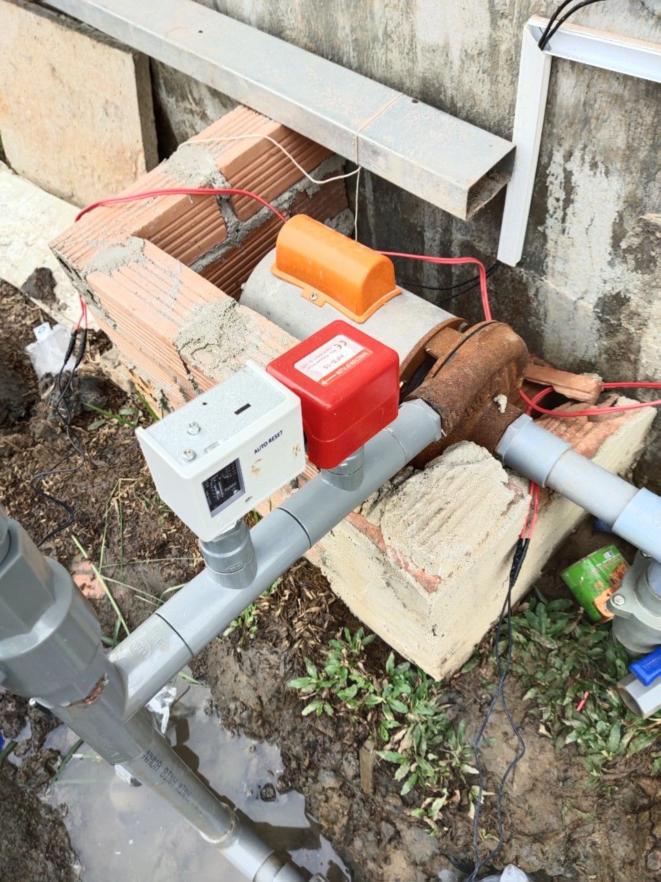 Tại sao nên sử dụng thiết bị điều khiển từ xa có đầu dò cảnh báo sự cố