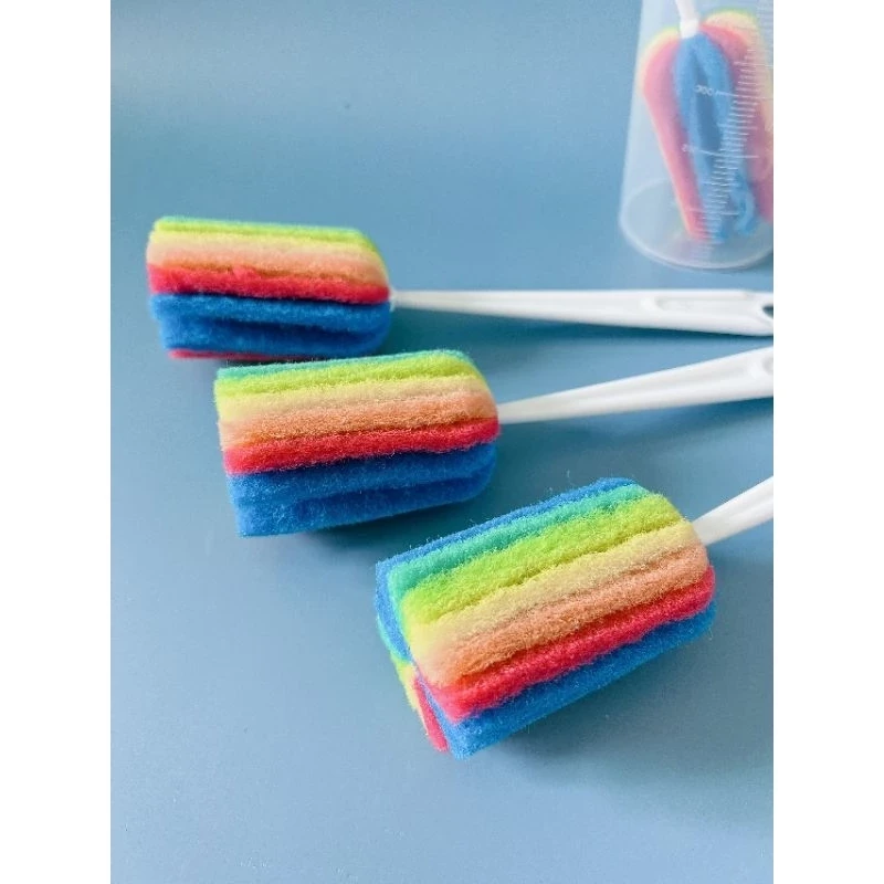 Cọ rửa ly sắc màu