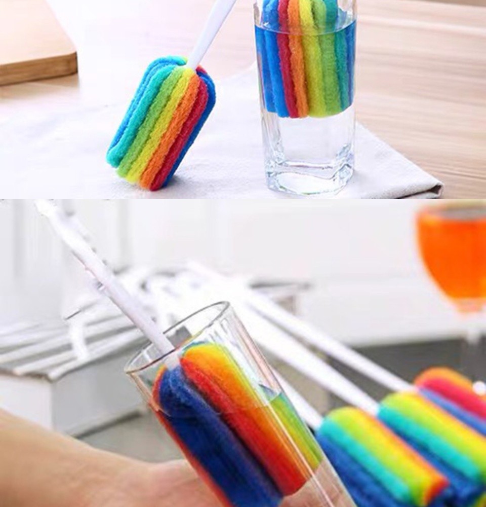 Cọ rửa ly sắc màu