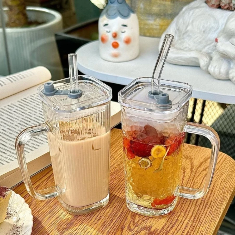 Ly vuông nắp trắng