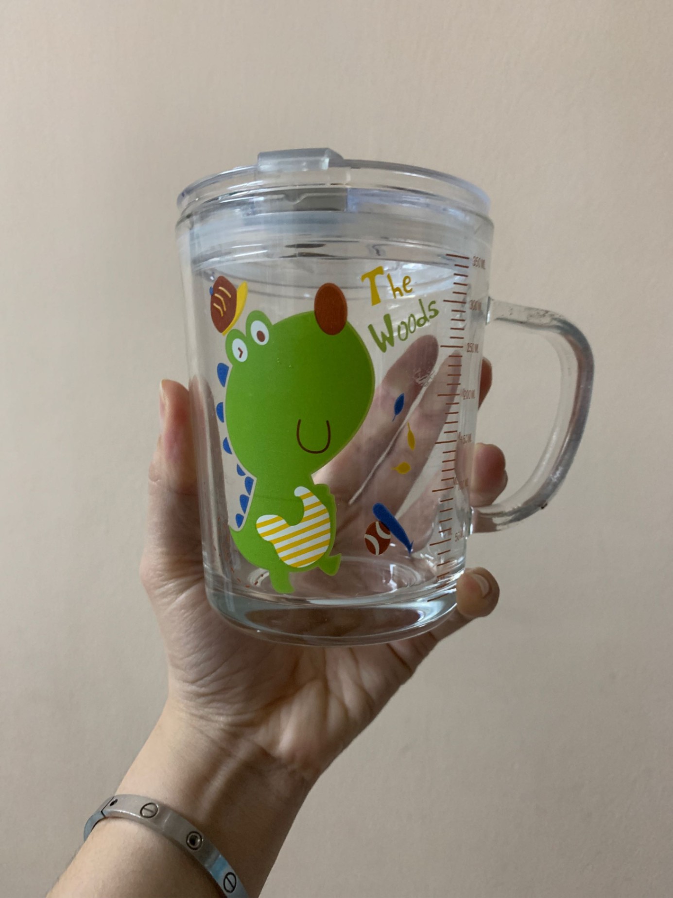 Cốc chia vạch cho bé