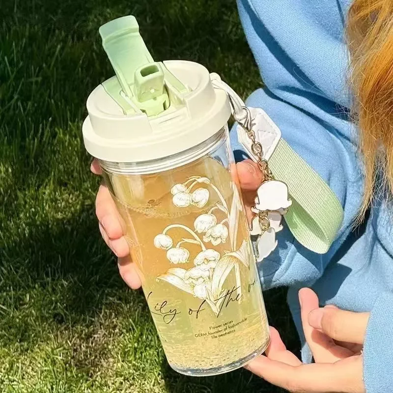 Bình nước nhựa hoa 650ml 9336