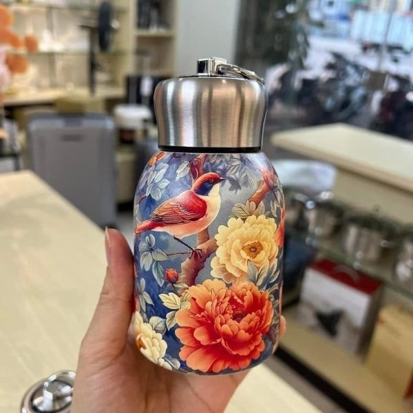 Bình bom họa tiết vintage