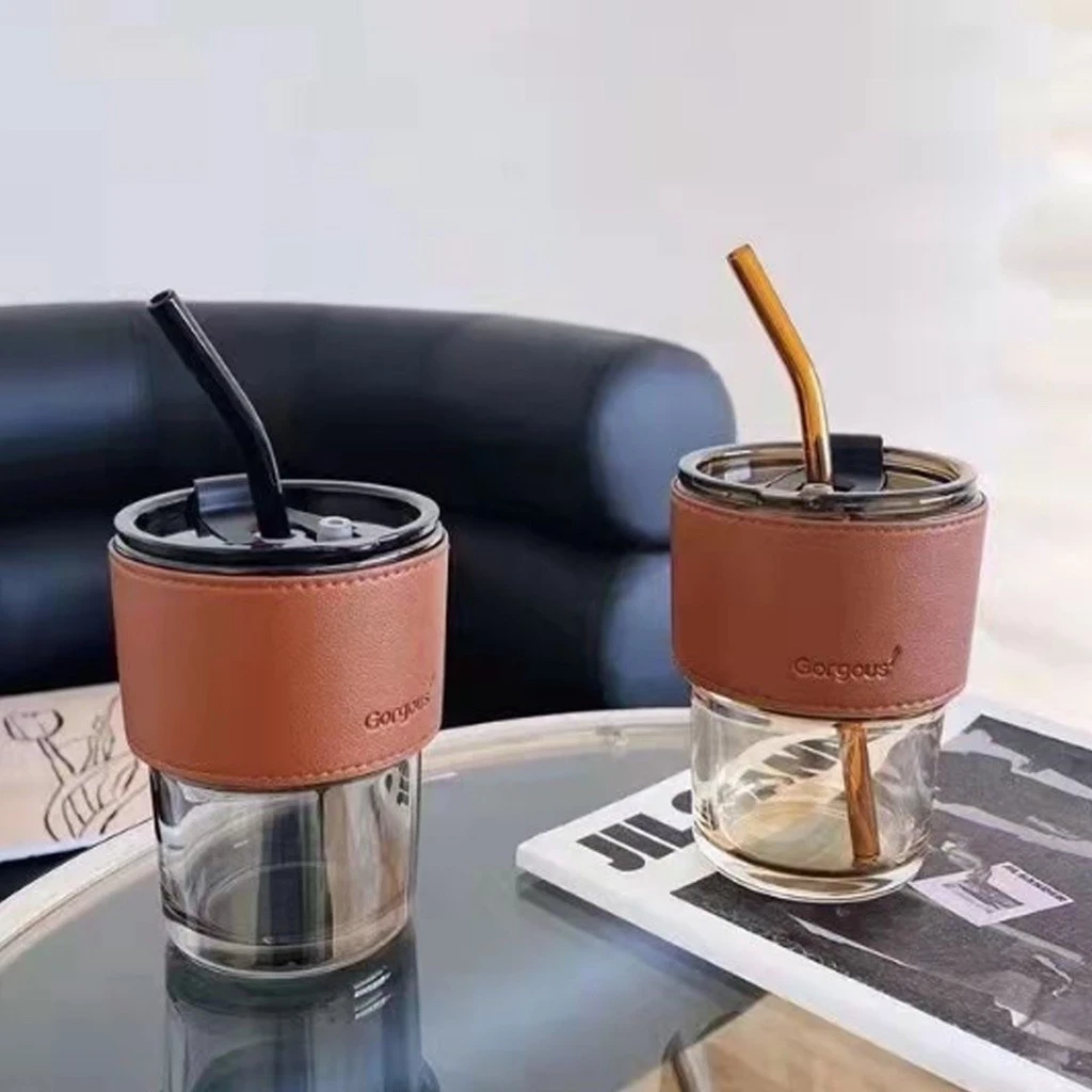 Cốc uống nước có bao da