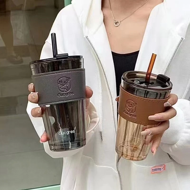Cốc uống nước có bao da