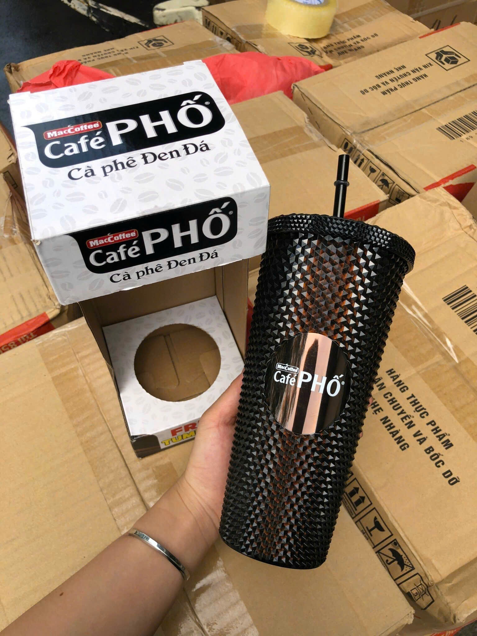 Ly CF Phố