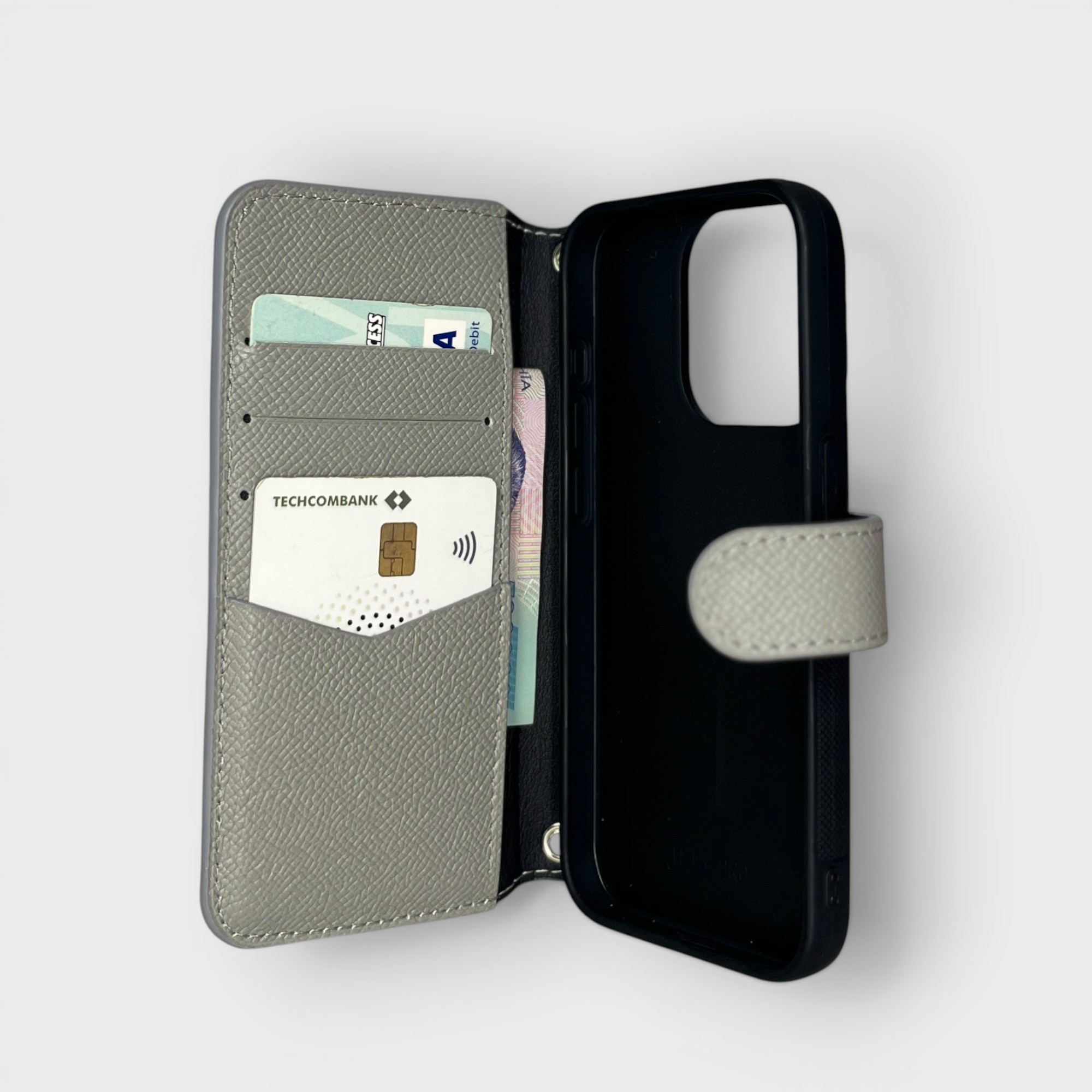 LS0097 - Bao da thủ công viền đen Flip quai cài kèm dây đeo - Epsom - E17 Xám - 15 Pro