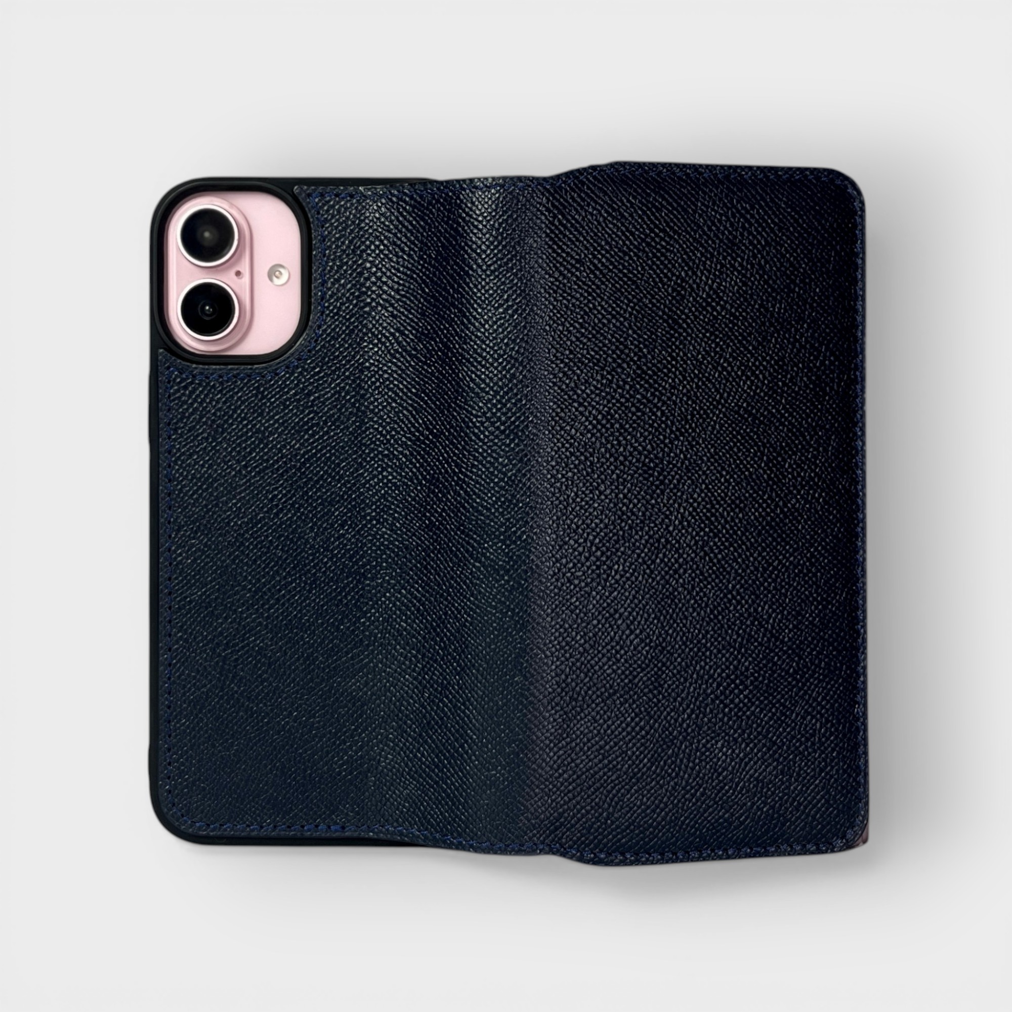 LS0101 - Bao da thủ công viền đen Flip ngăn ngang - Epsom - E3 Xanh navy - 16 Plus