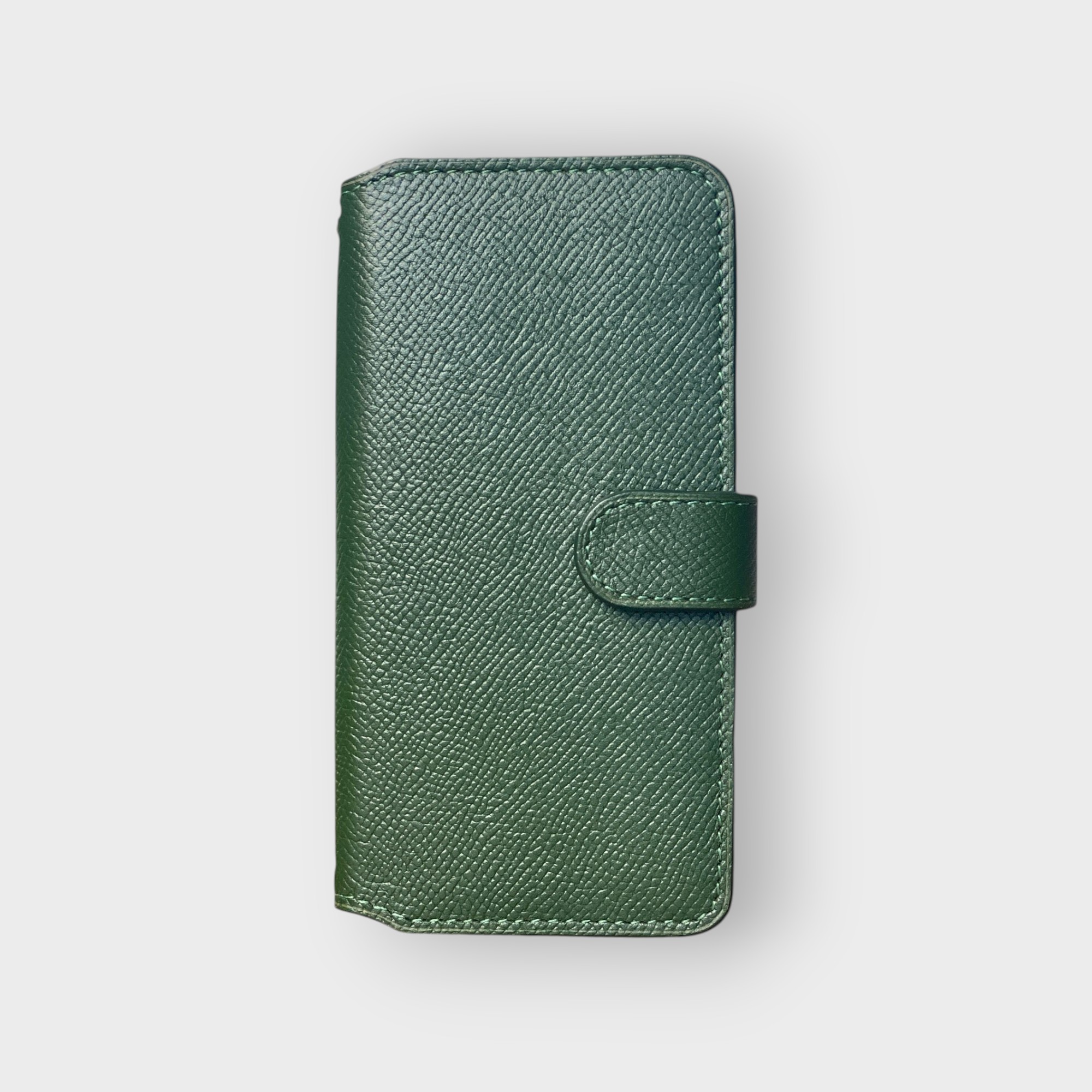 LS0296 - Bao da thủ công viền đen Flip quai cài kèm dây đeo - Epsom - E6 Xanh rêu - 15 Pro