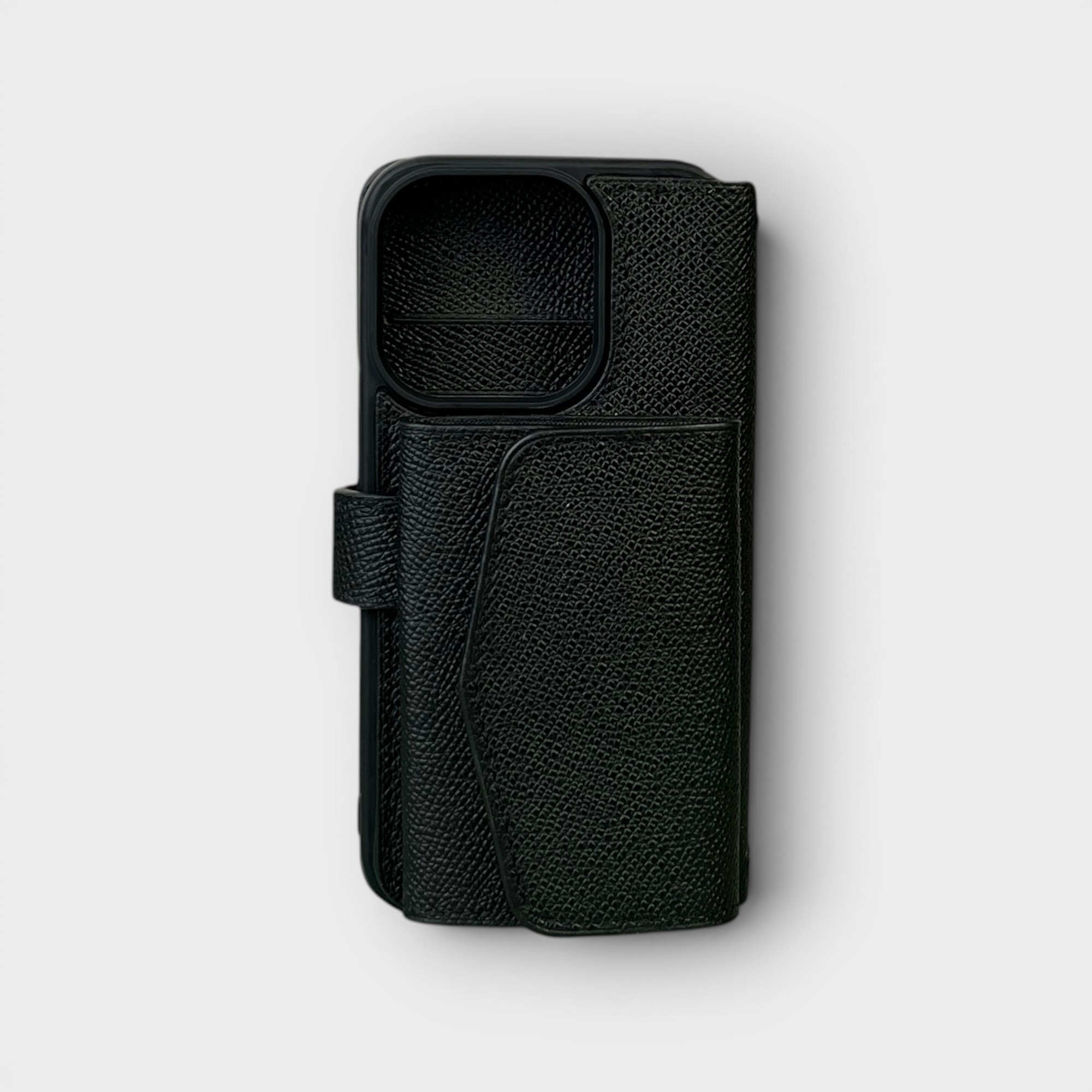 LS0305 - Bao da thủ công viền đen Flip kèm ví Zip quai cài kèm dây đeo - Epsom - E1 Đen - 15 Pro