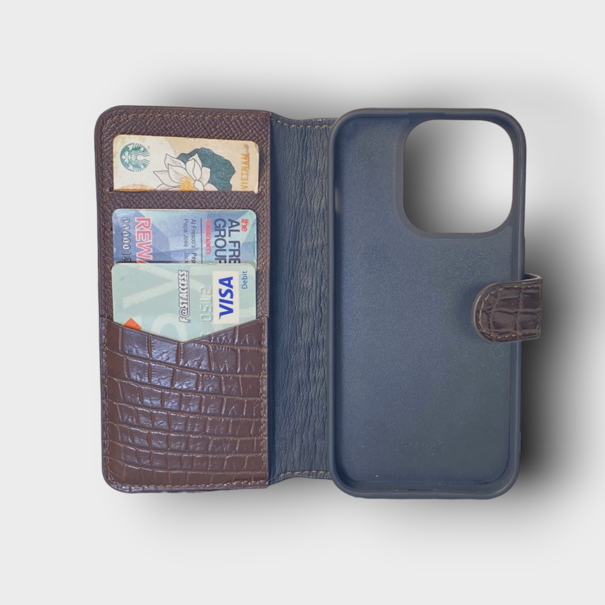 LS0775 - Bao da thủ công viền đen Flip quai cài - Cá sấu - CS4 Nâu cafe - 14 Pro