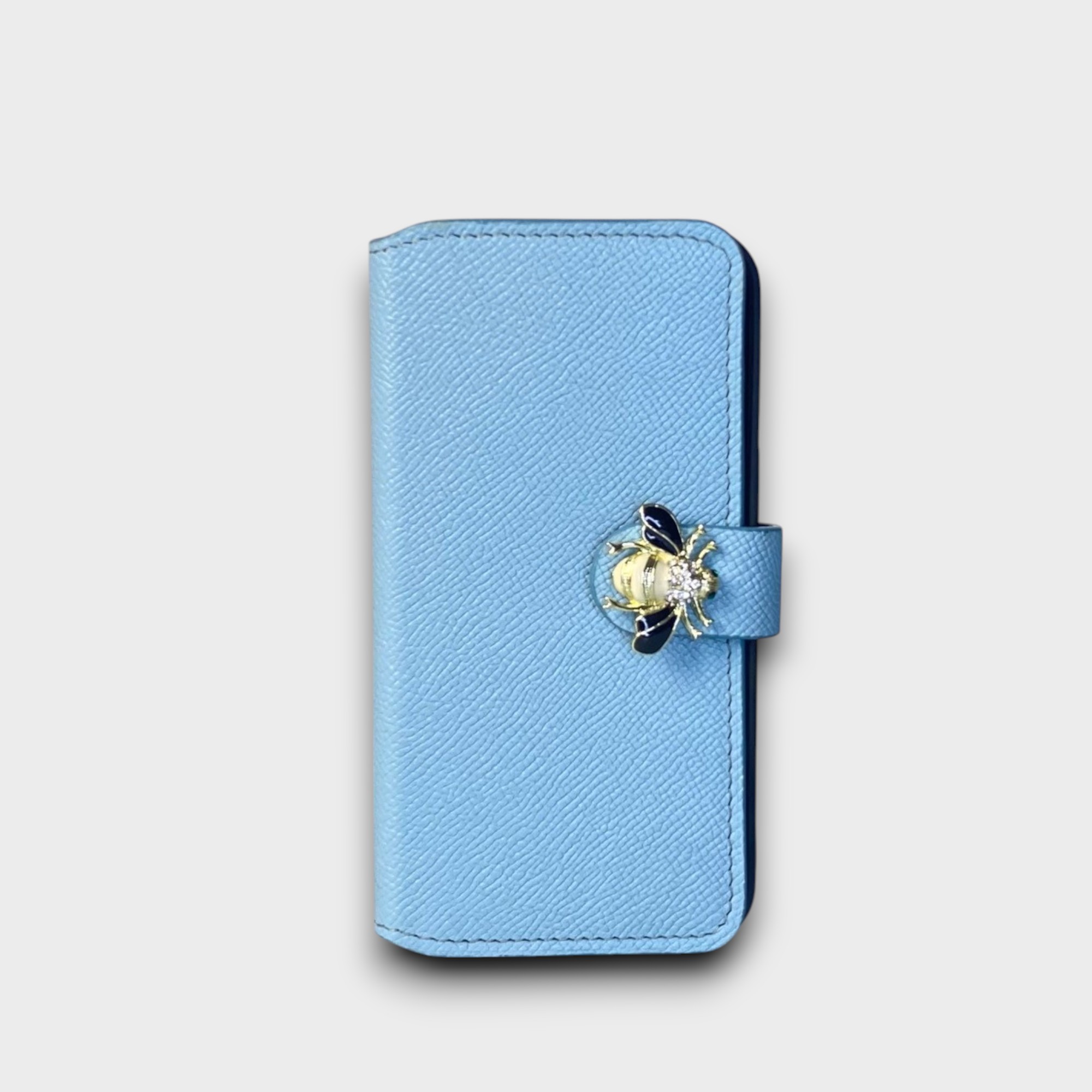 LS0887 - Bao da thủ công viền đen Flip cài charm ong - Epsom - E23 Xanh sierra - 13 Pro