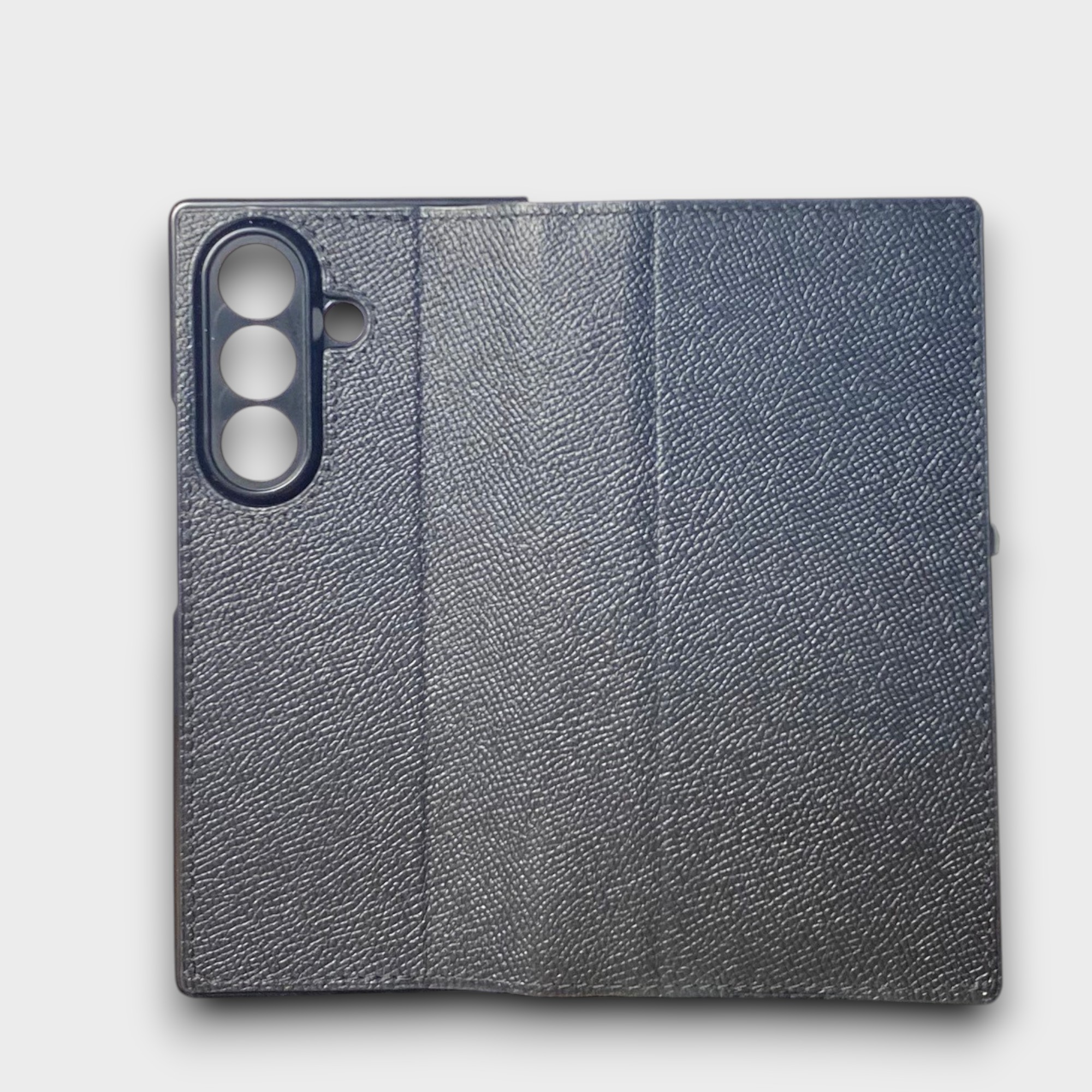 LS1479 - Bao da thủ công viền đen Flip - Epsom - E1 Đen - Z Fold 7