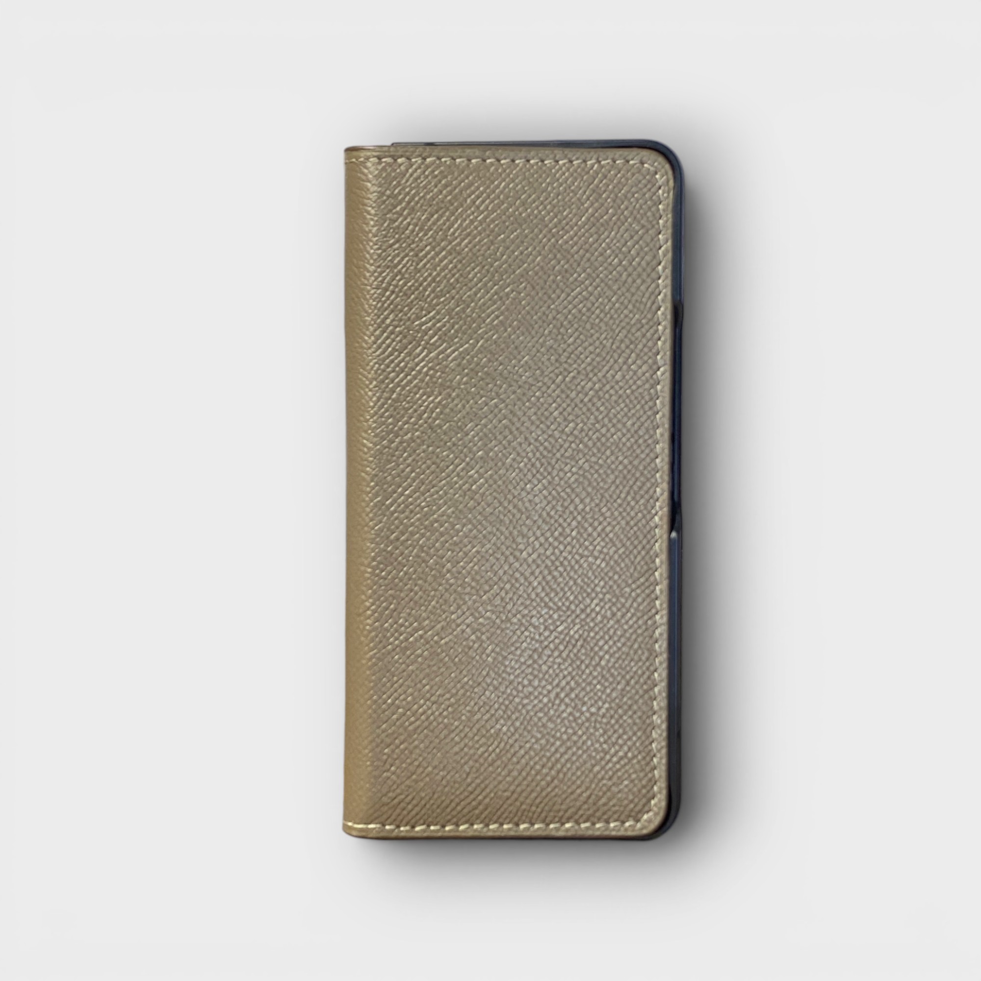 LS1492 - Bao da thủ công viền đen Flip - Epsom - E15 Nâu tây - Z Fold 5