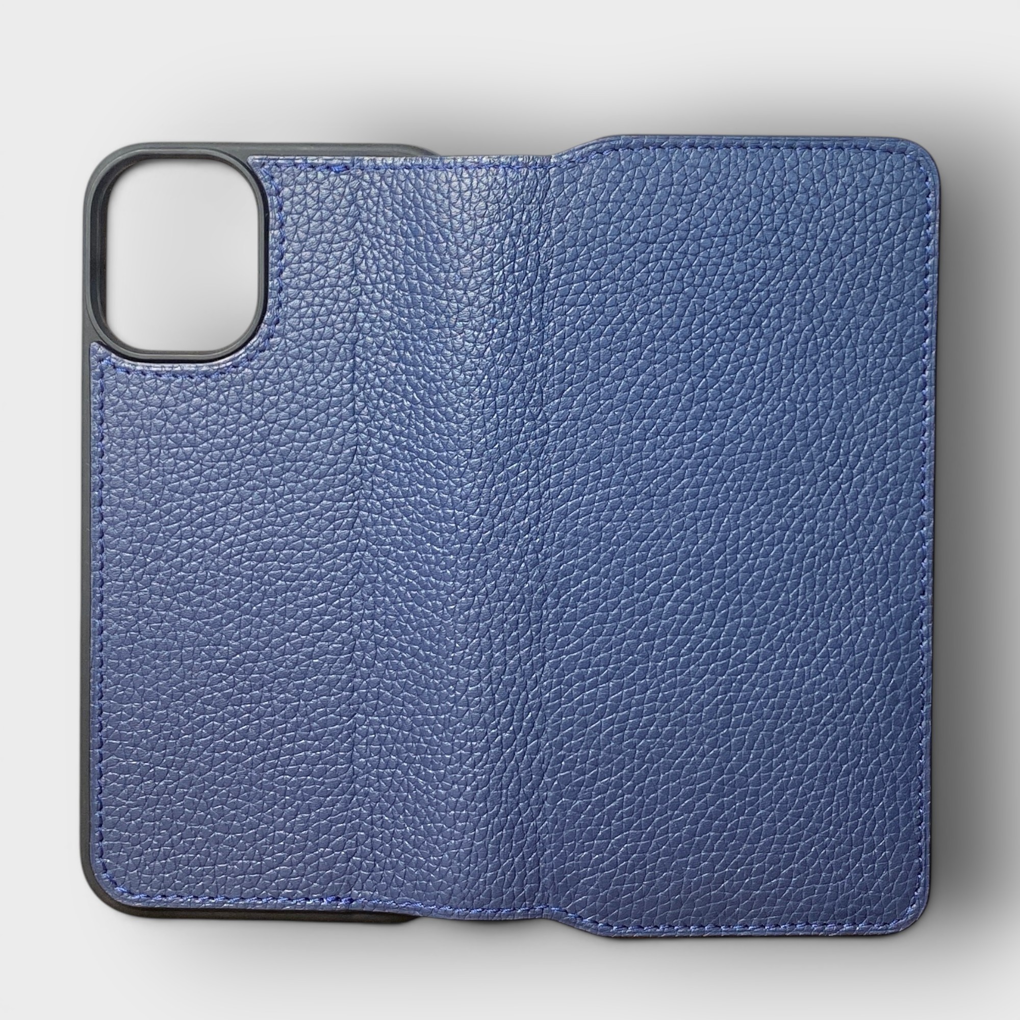 LS1497 - Bao da thủ công viền đen Flip - Togo - TG4 Xanh navy - 16 Plus