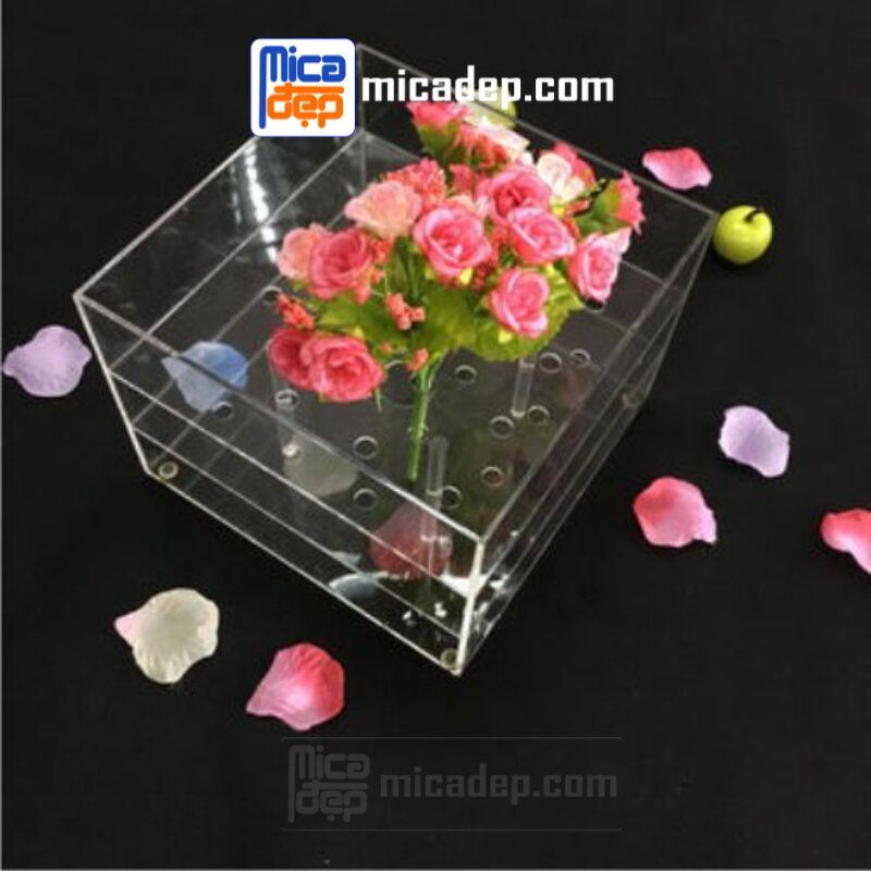 Hộp Mica Trong Suốt Cắm Hoa: Giải Pháp Trang Trí Tinh Tế