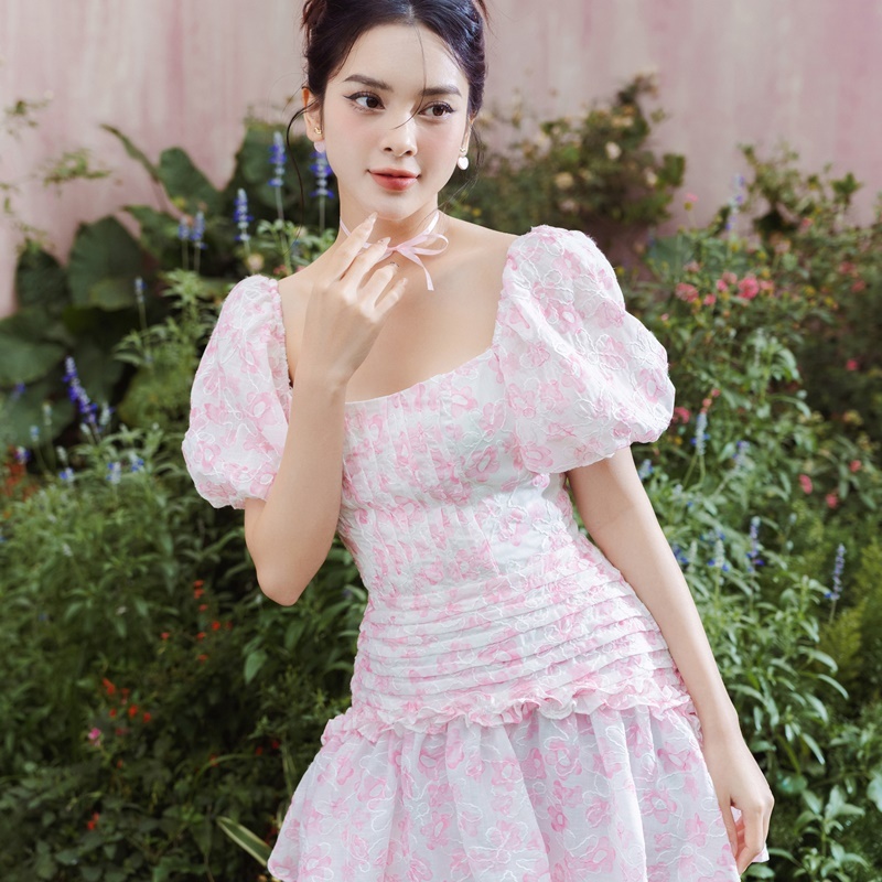 Top 12 mẫu đầm dự tiệc Hàn Quốc quý phái cho mọi lứa tuổi