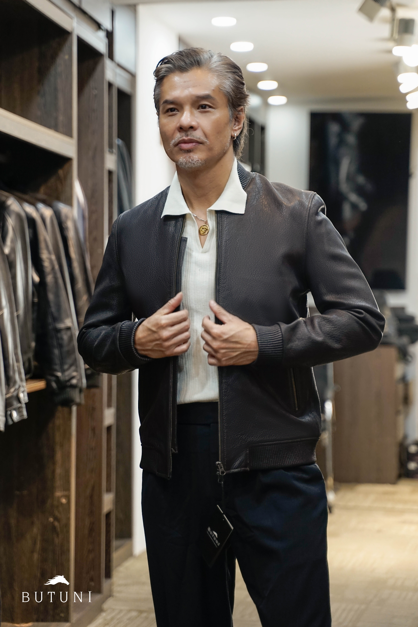 BOMBER-LEATHER-JACKET-Chiec-ao-da-nang-tam-khi-chat-quy-ong-8.jpg
