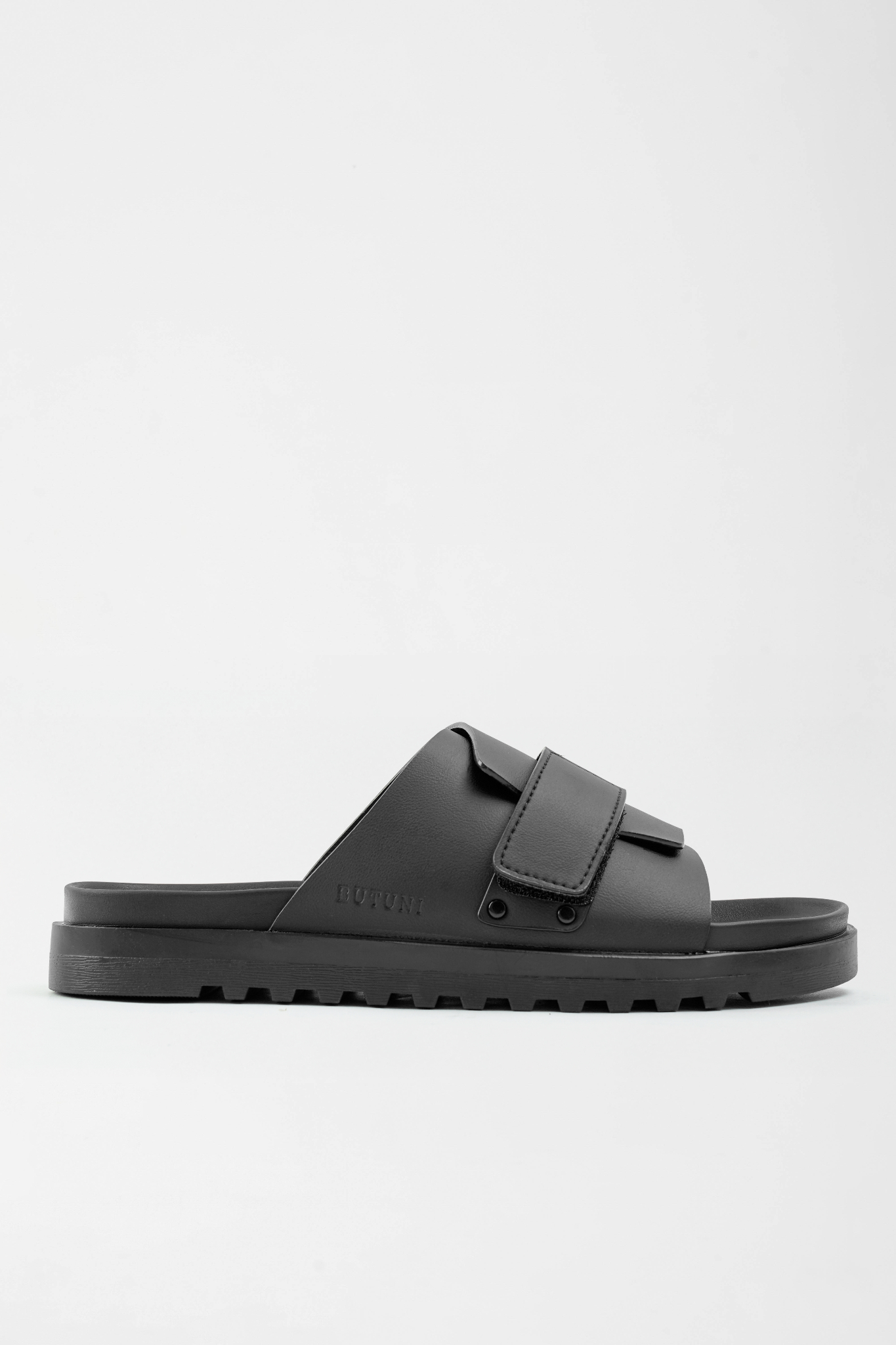 Delphi Single Velcro Slippers - Black