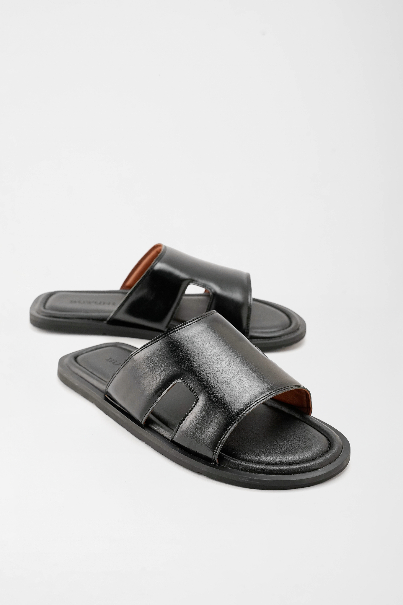 Mellow C Single Slippers - Black