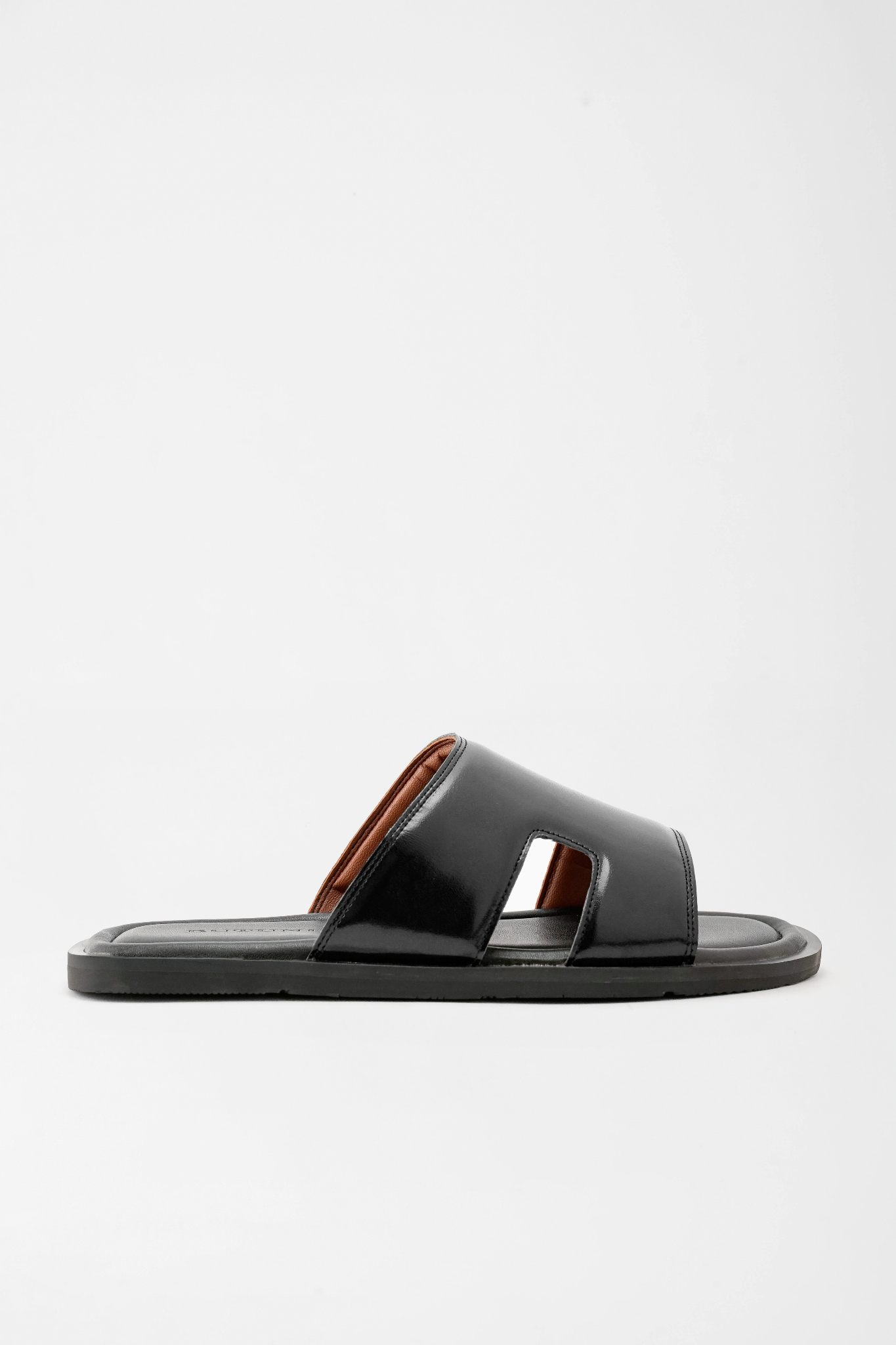 Mellow C Single Slippers - Black