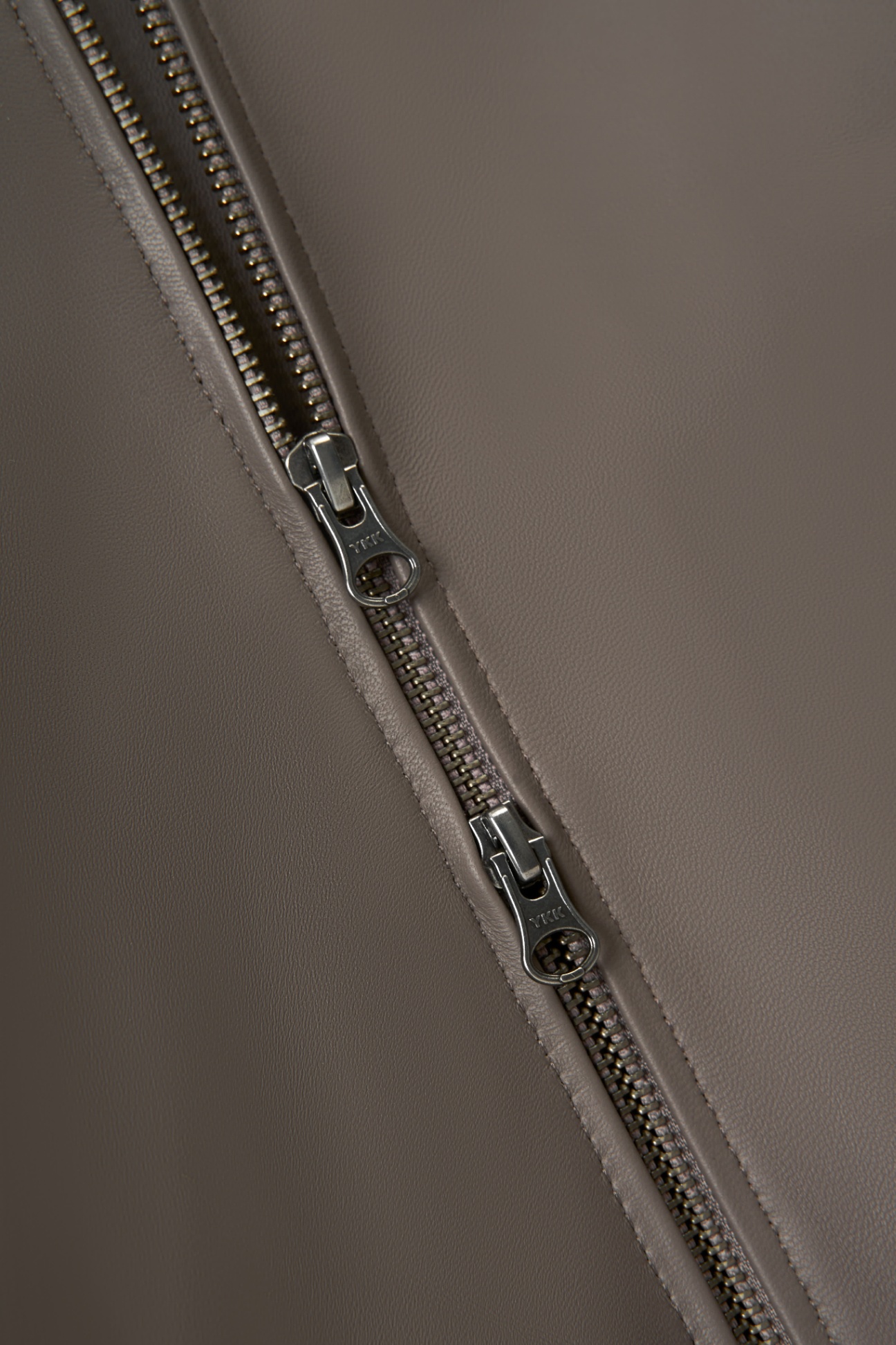 Lucen S.Bomber - Semi Aniline - Dark Gray
