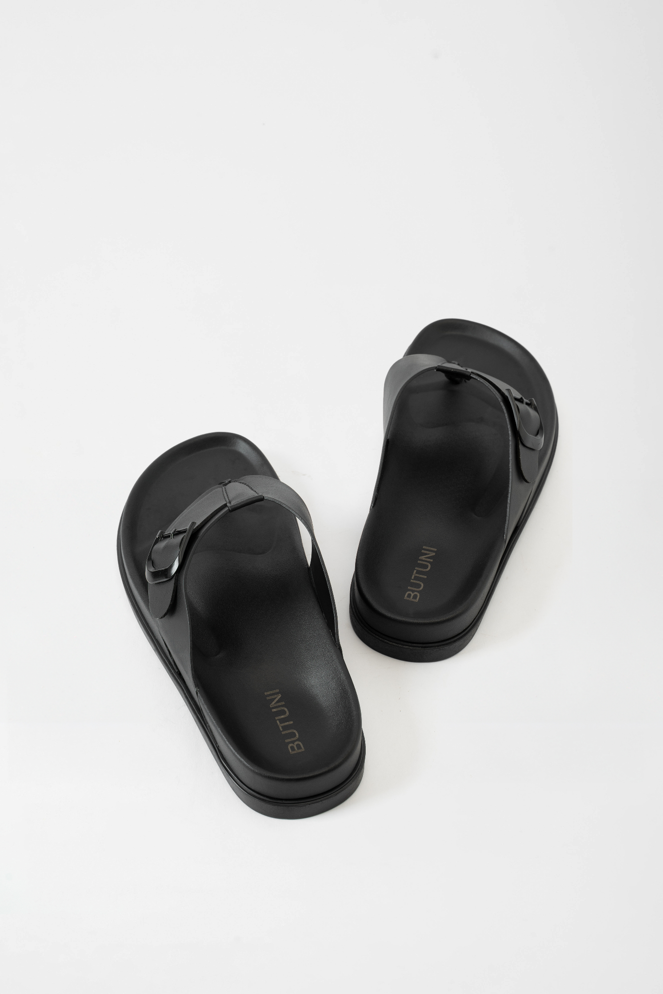 Casual Flip-Flops - Black