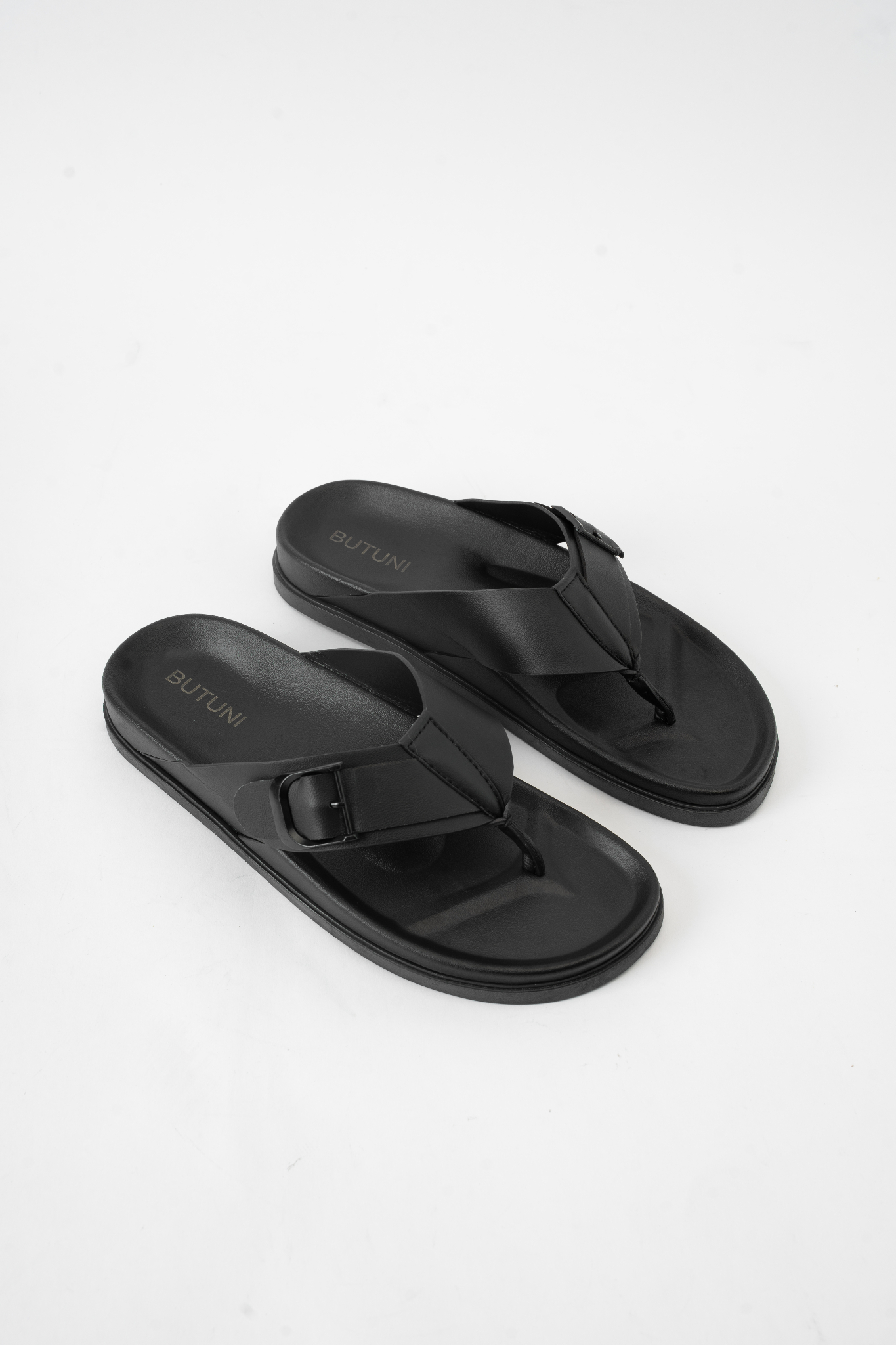 Casual Flip-Flops - Black